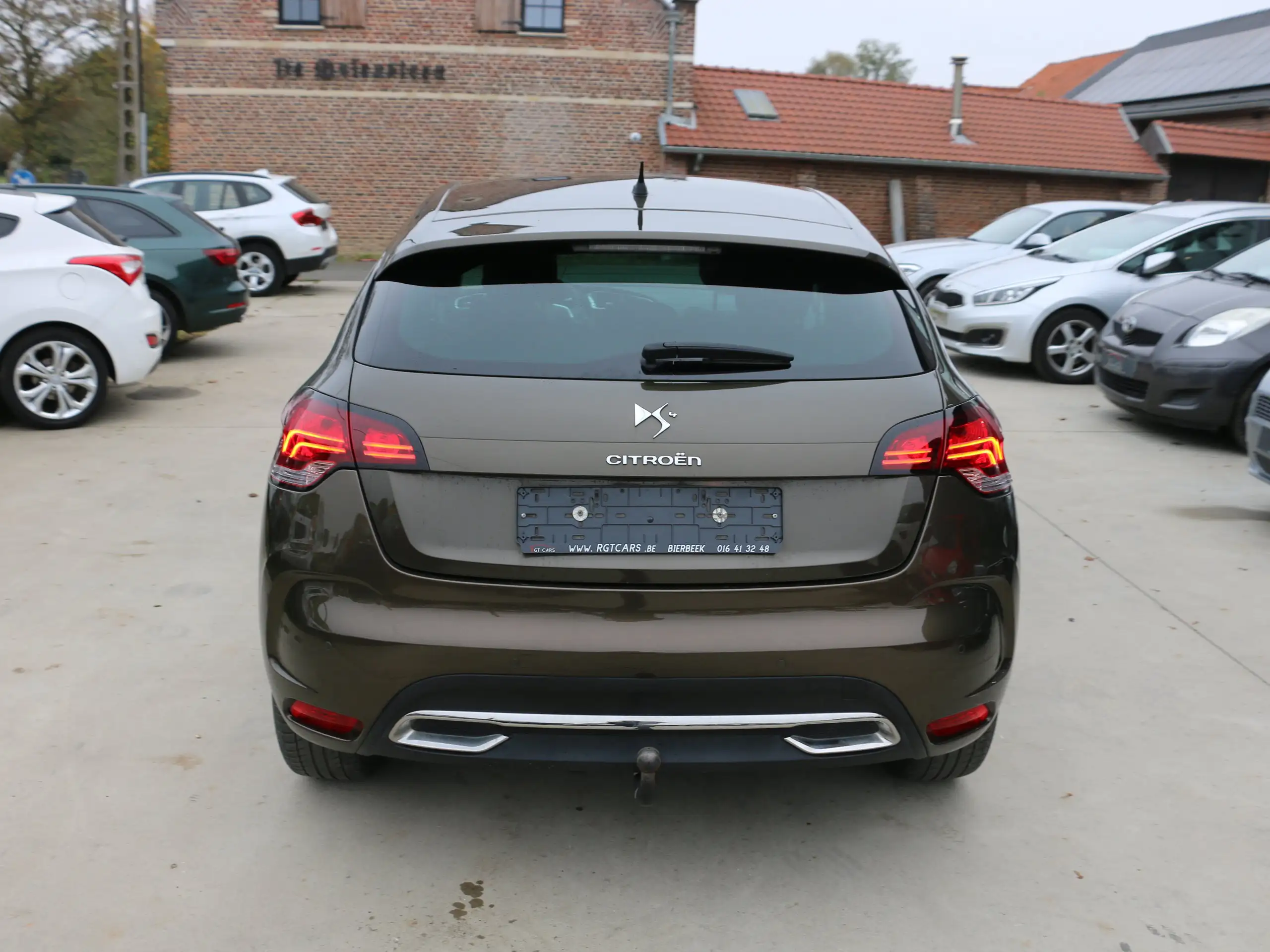 DS Automobiles - DS 4