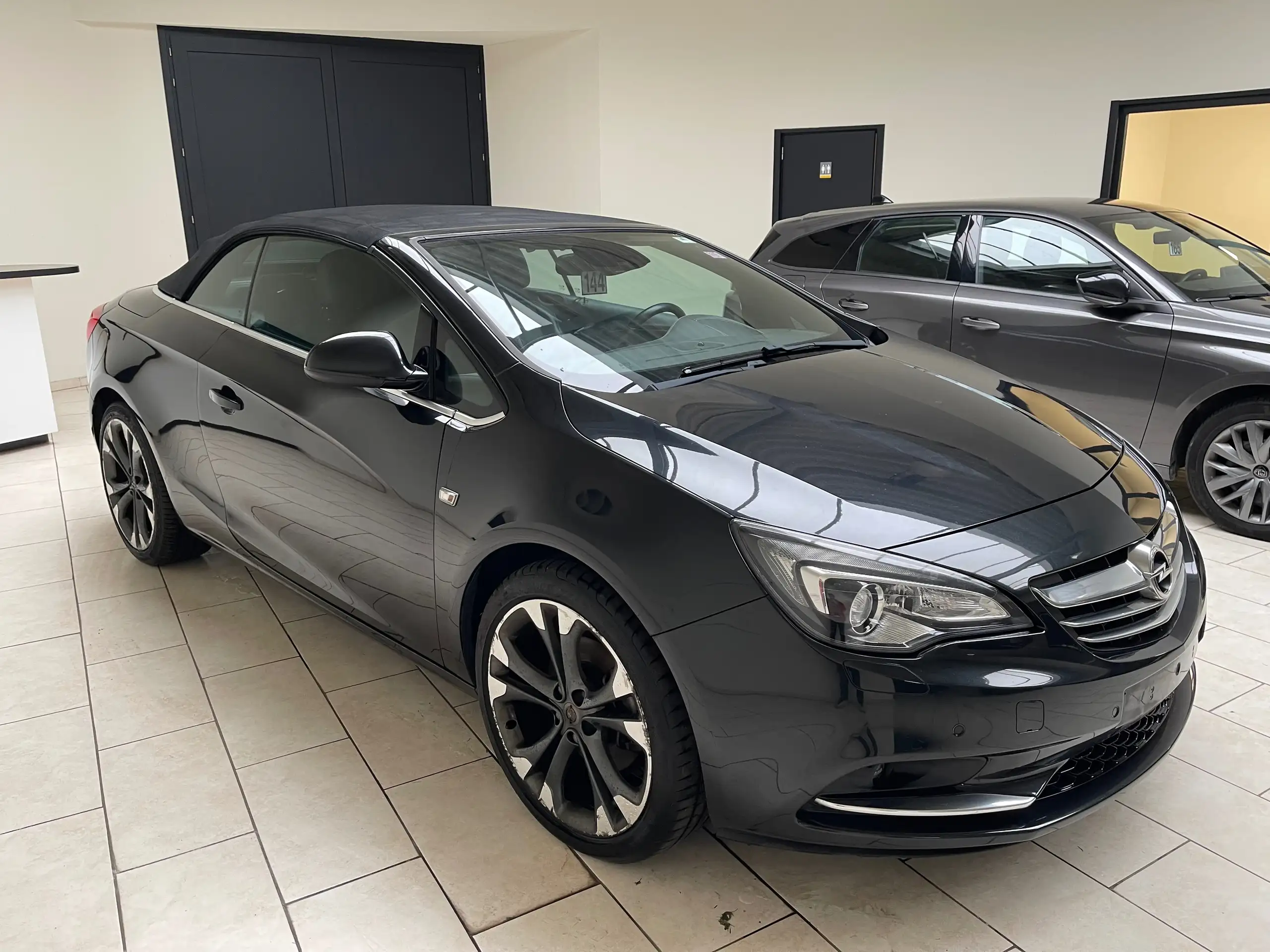 Opel - Cascada