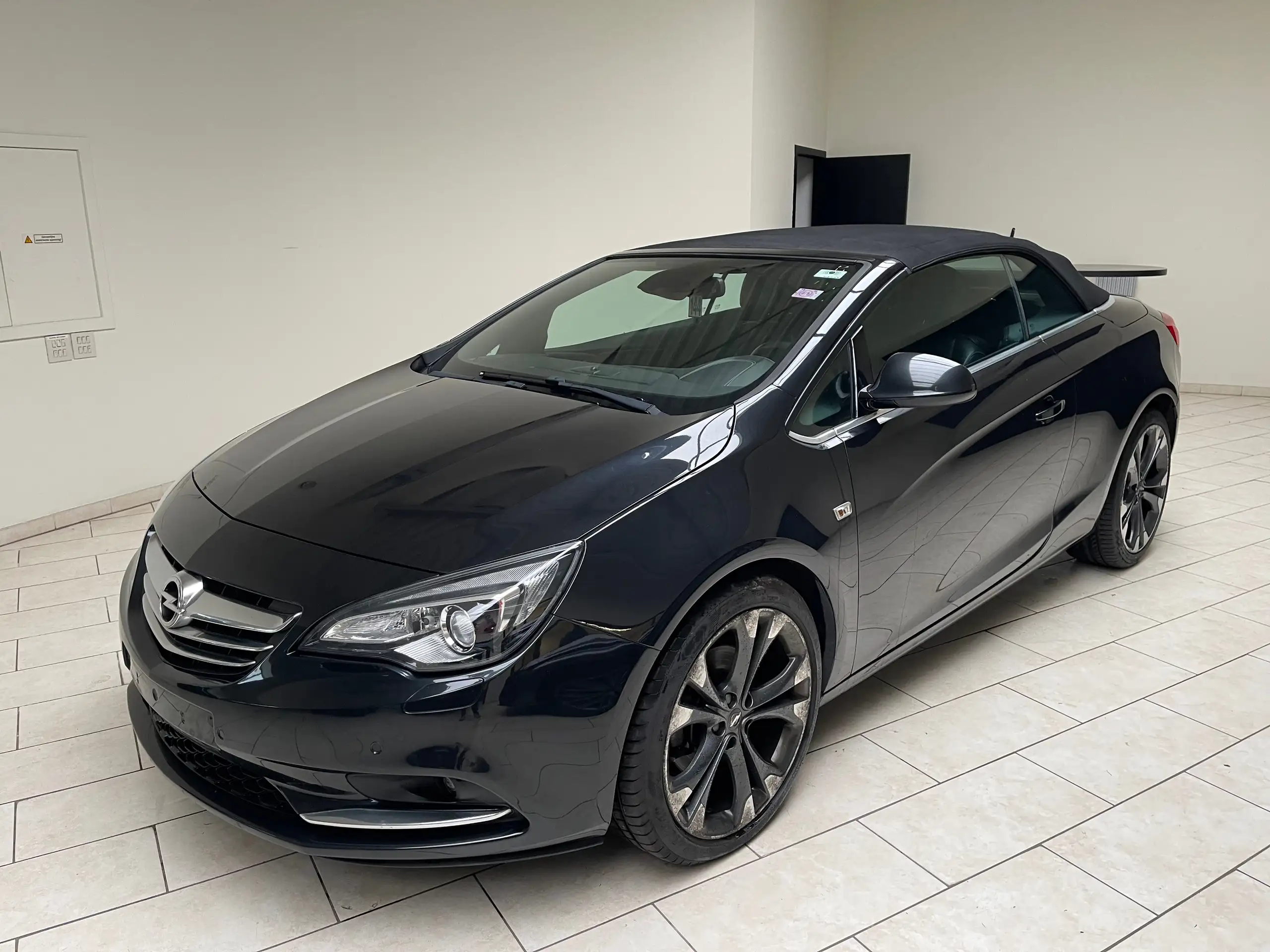 Opel - Cascada