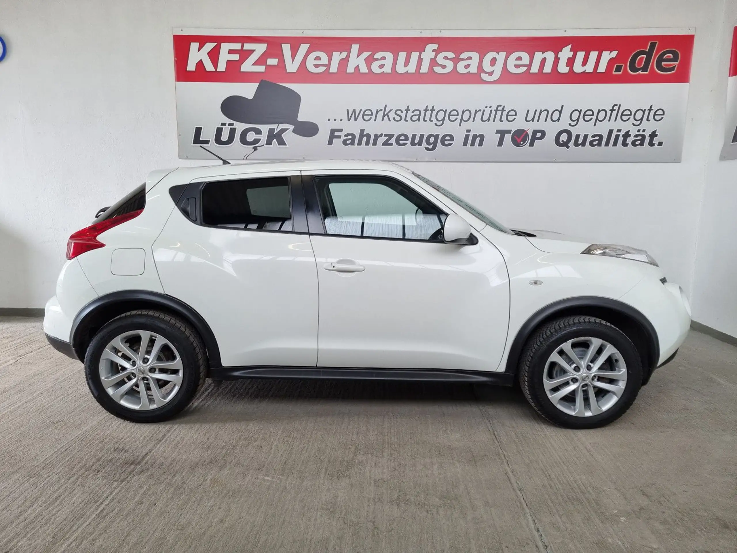 Nissan - Juke