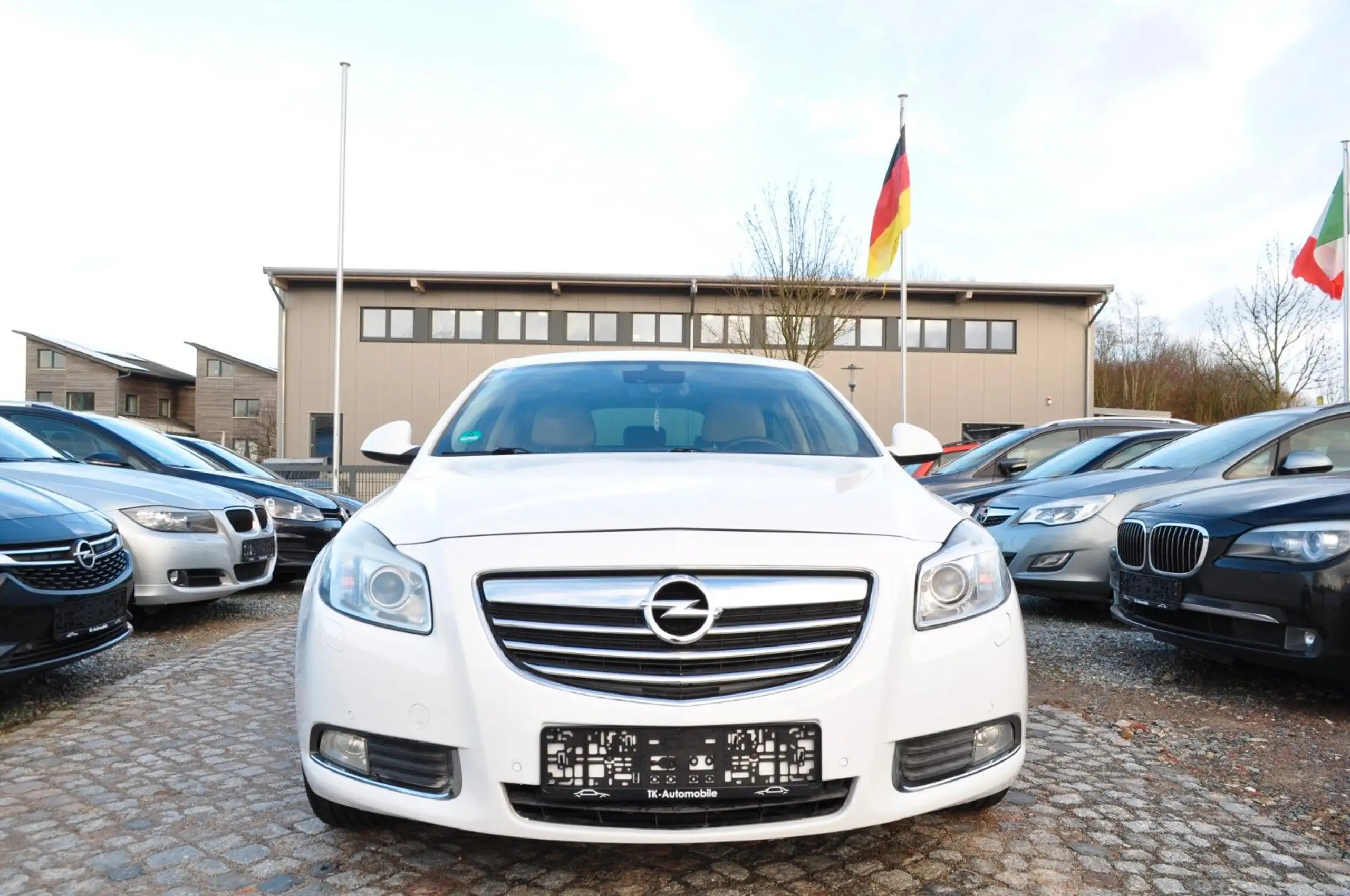 Opel - Insignia