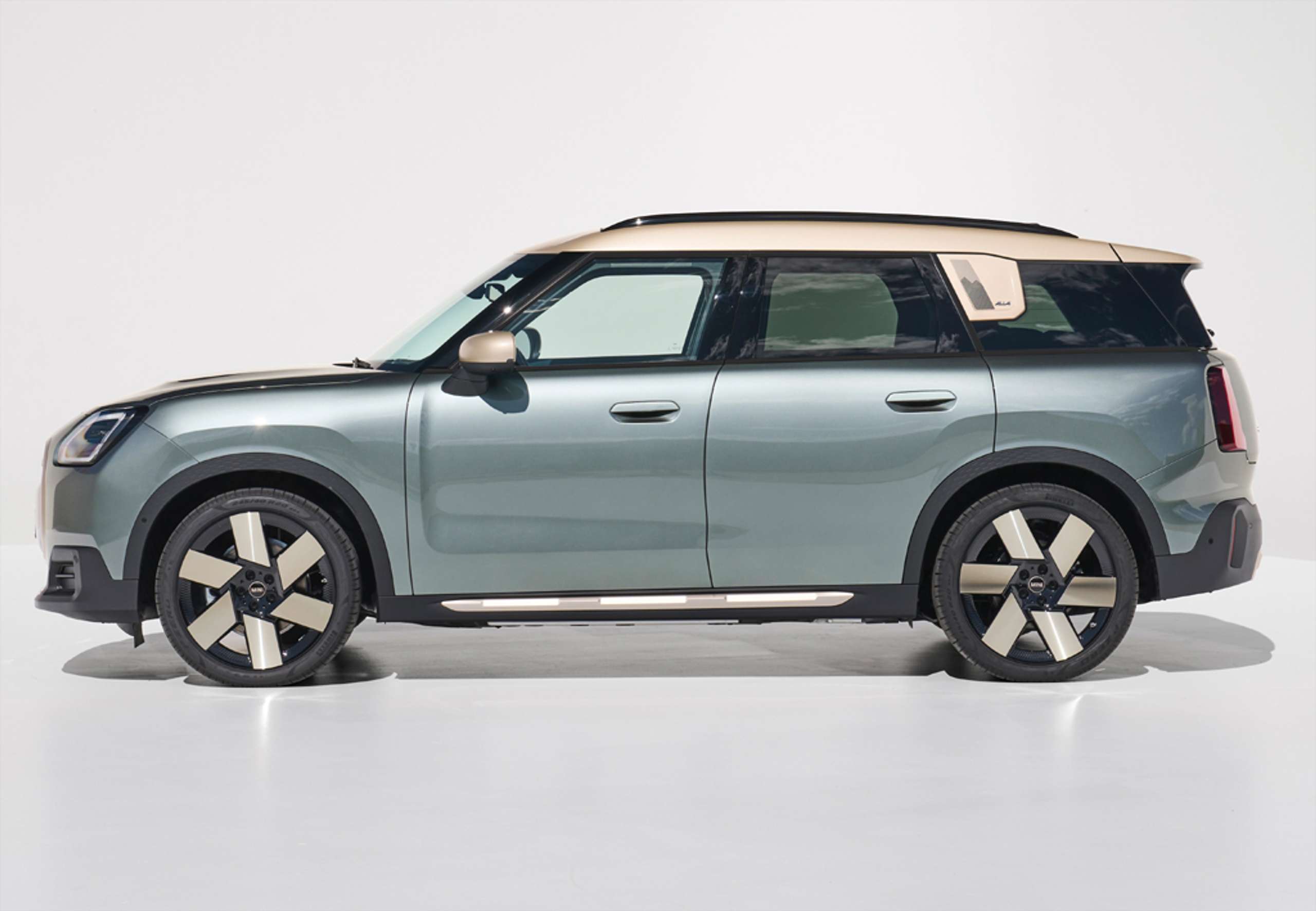 MINI - One Countryman