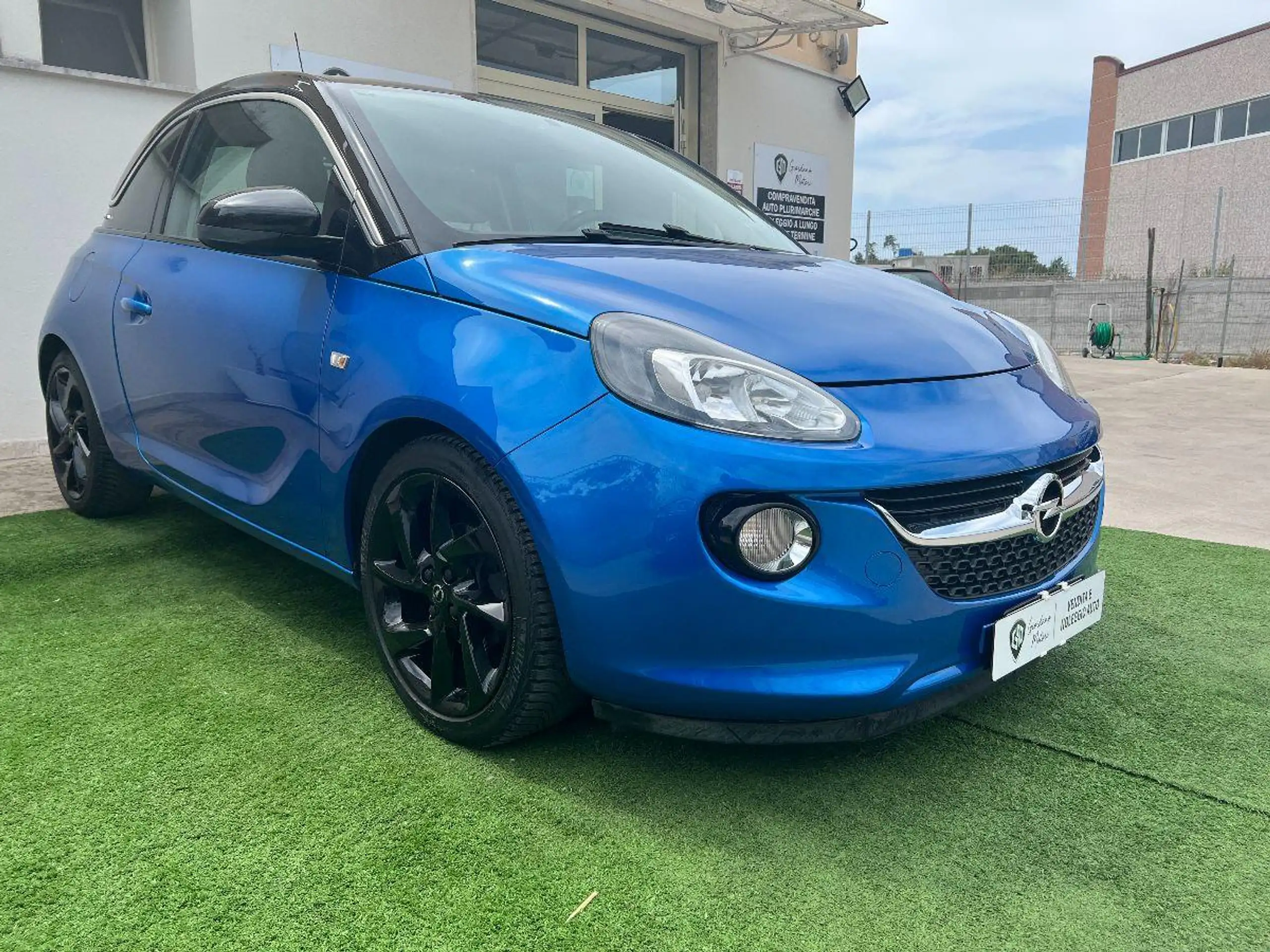 Opel - Adam