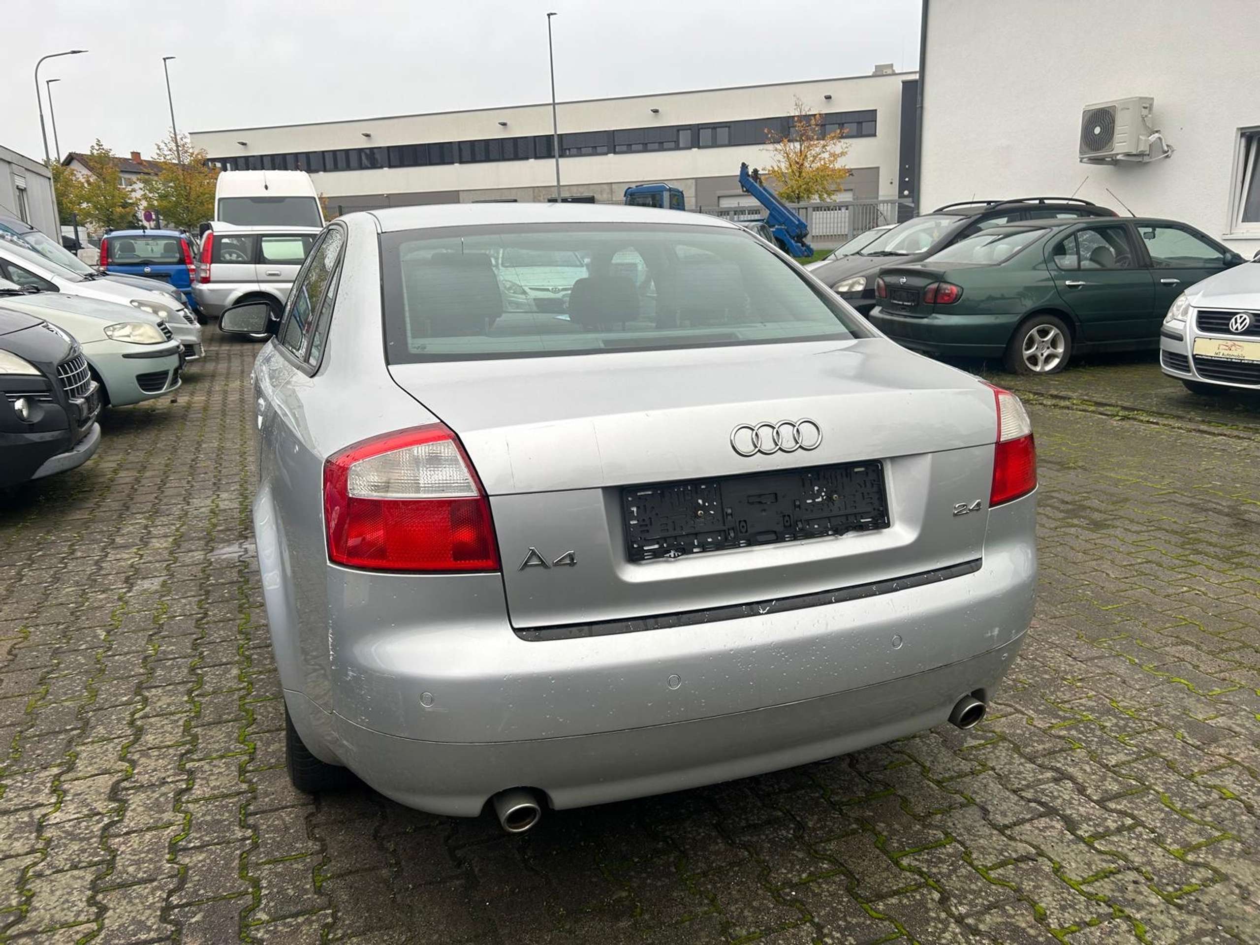 Audi - A4