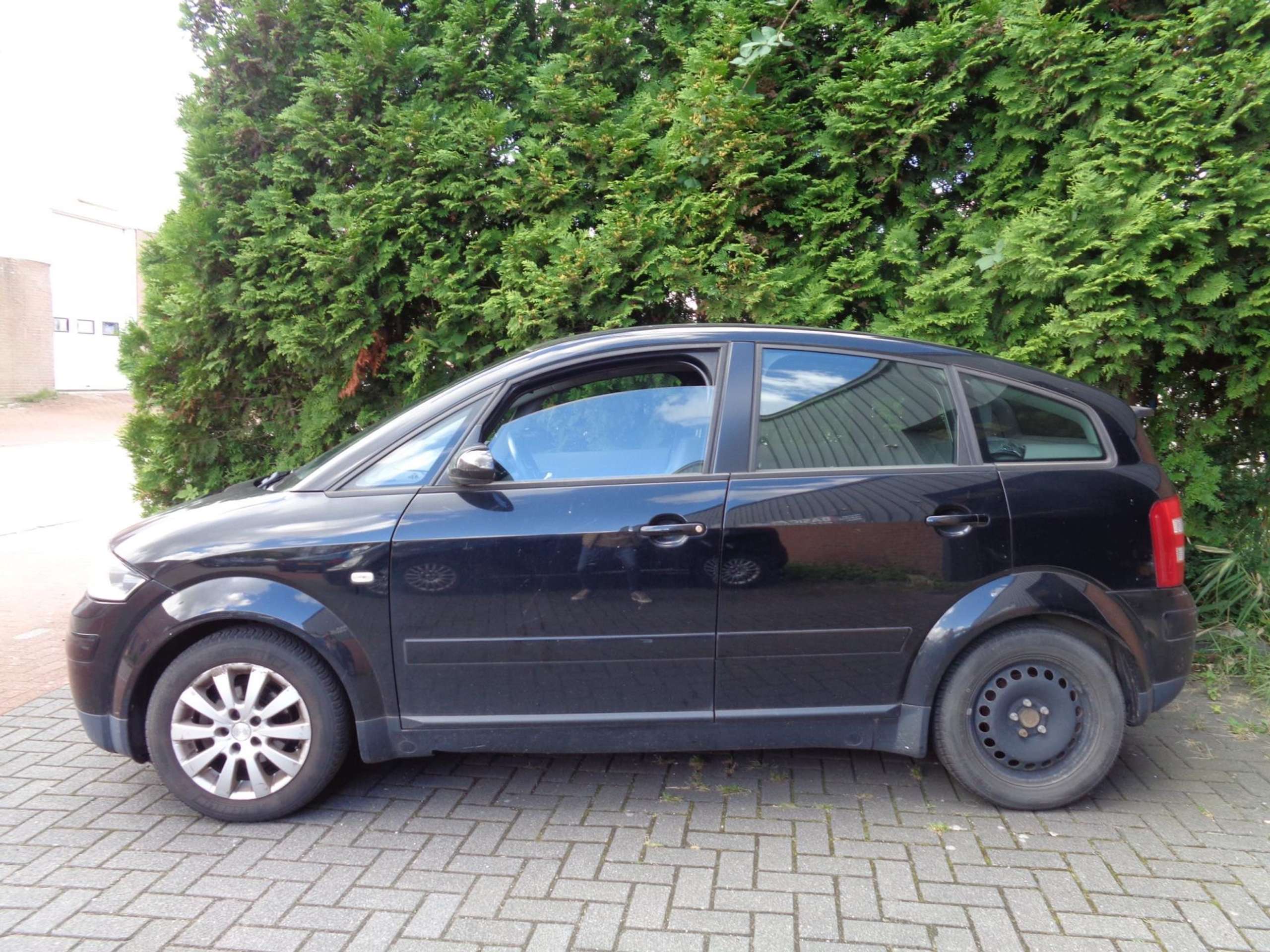 Audi - A2