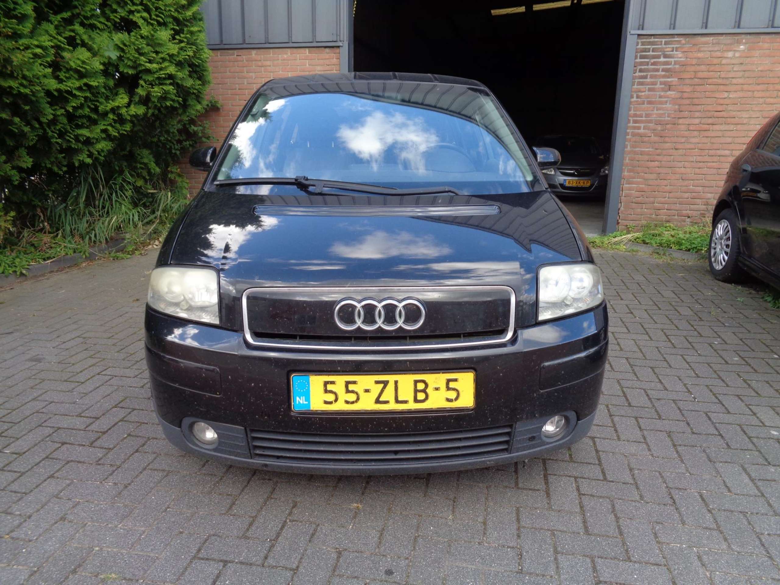 Audi - A2