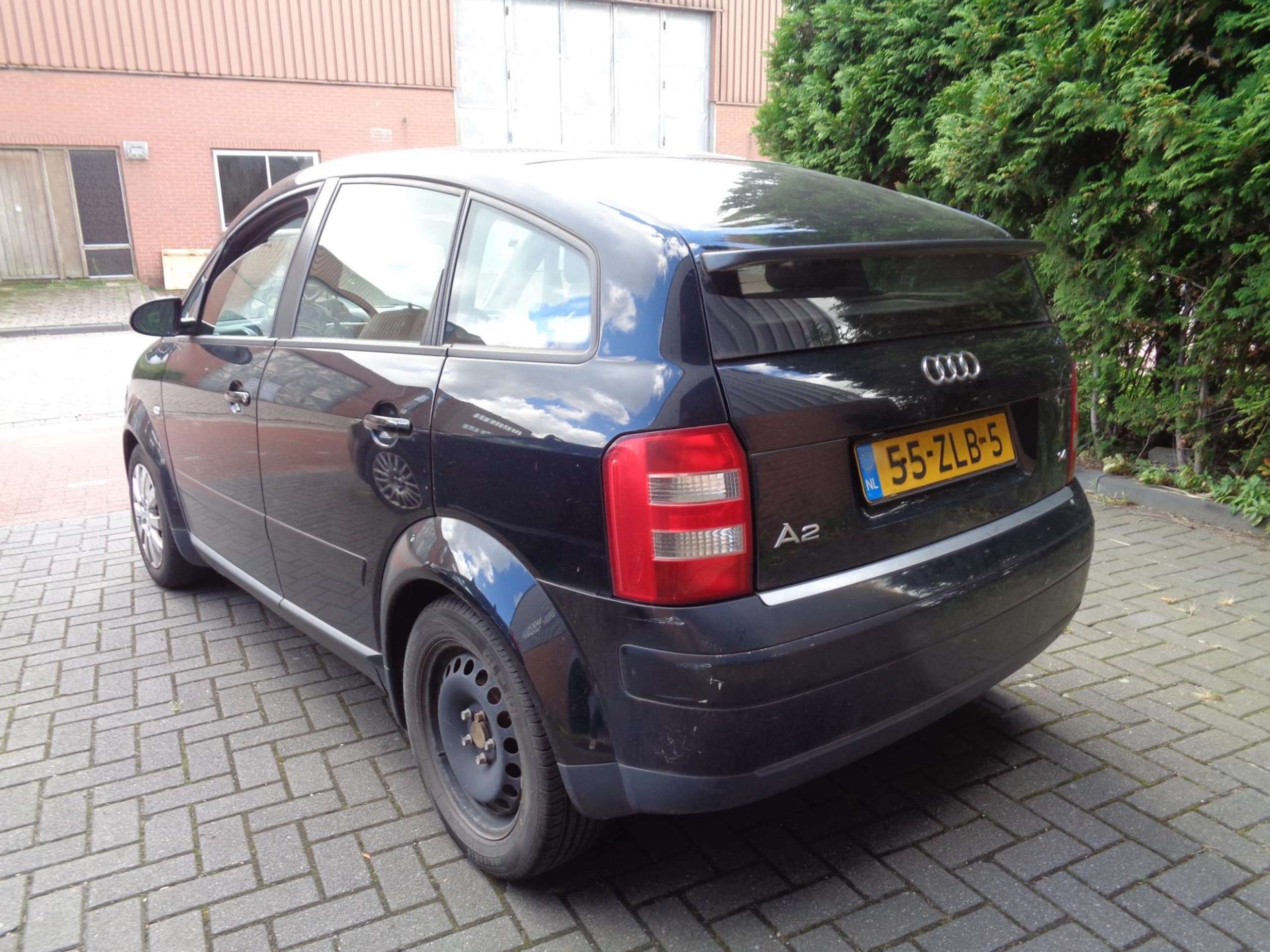 Audi - A2