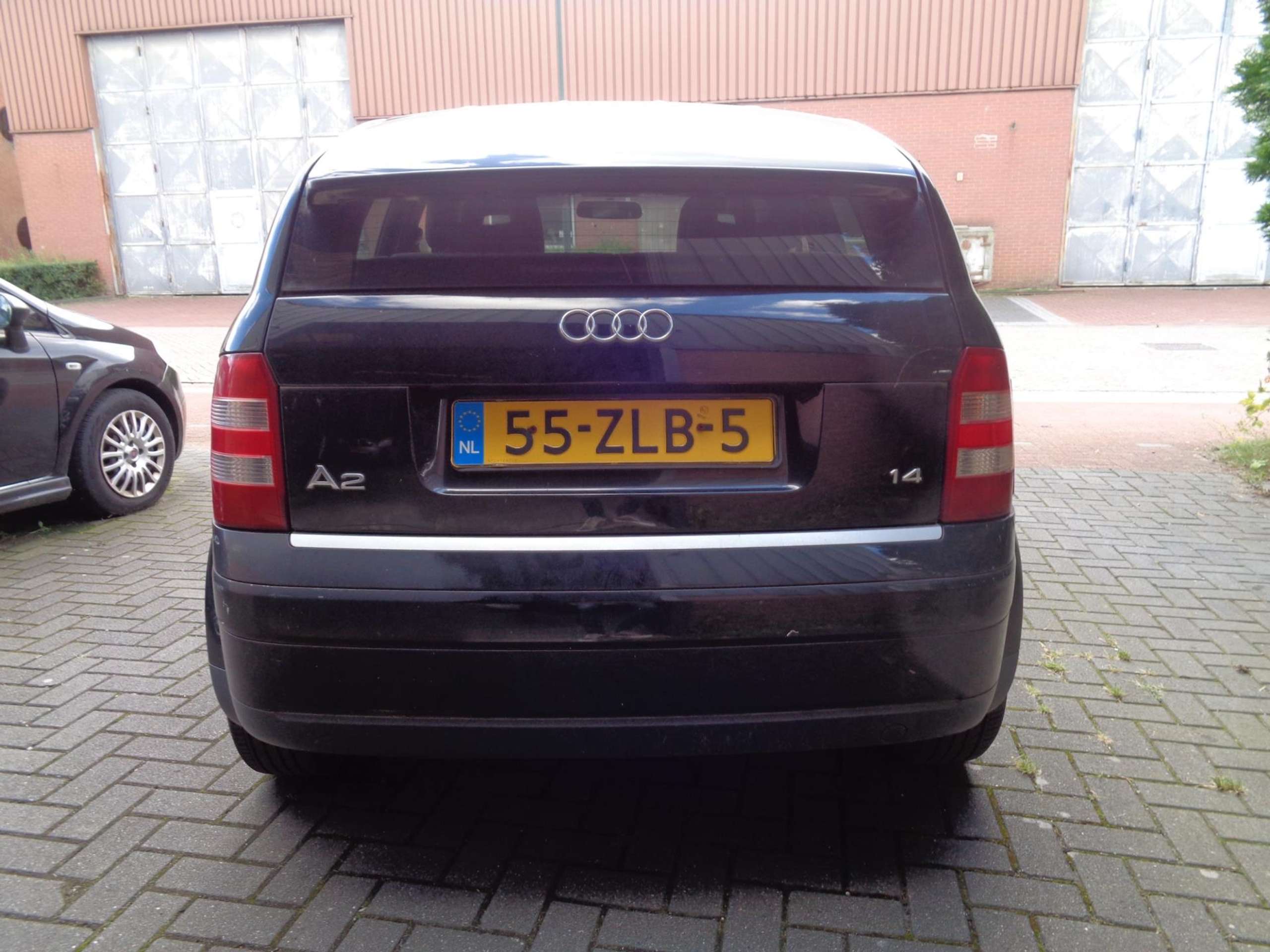 Audi - A2