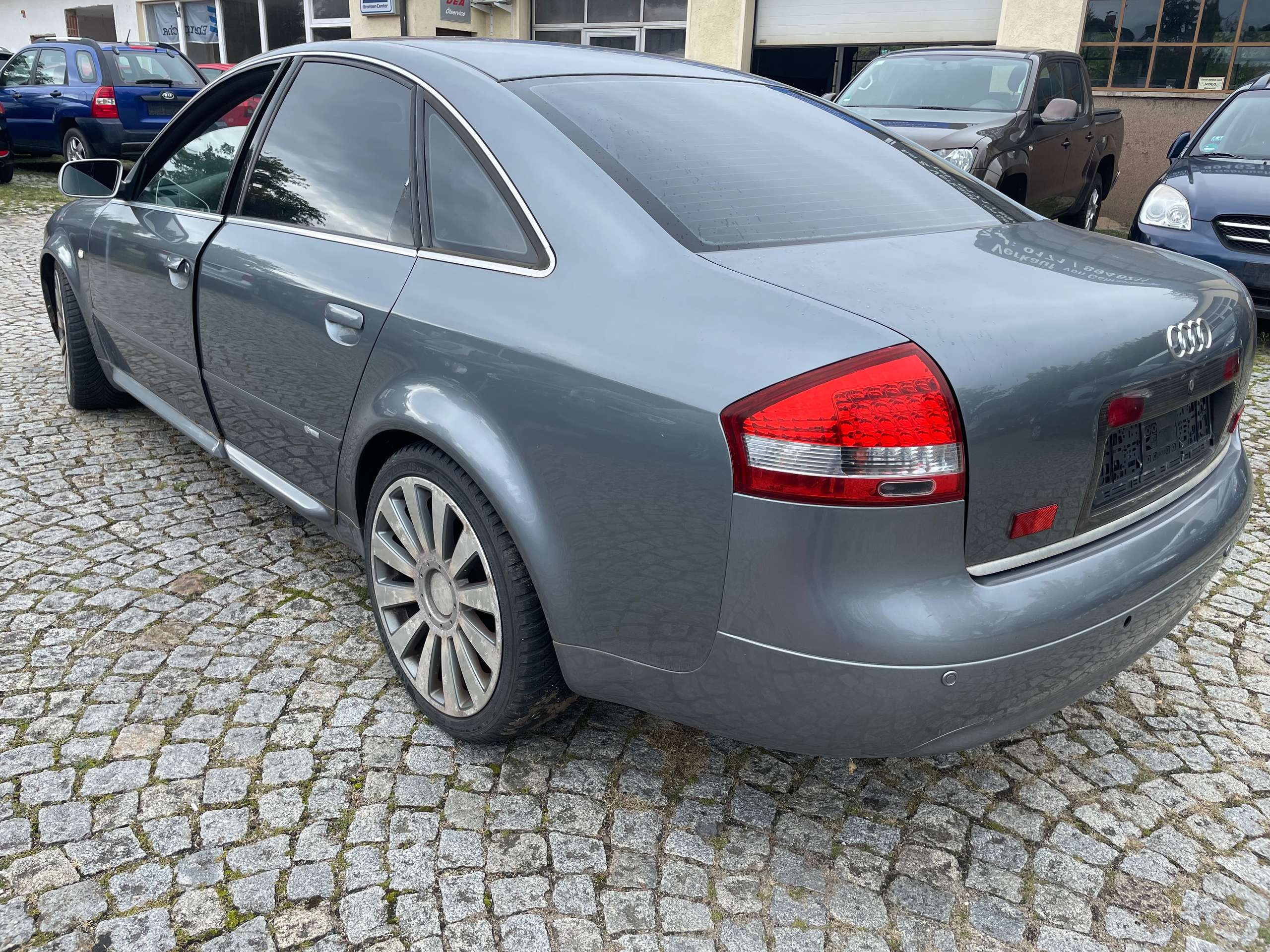 Audi - A6