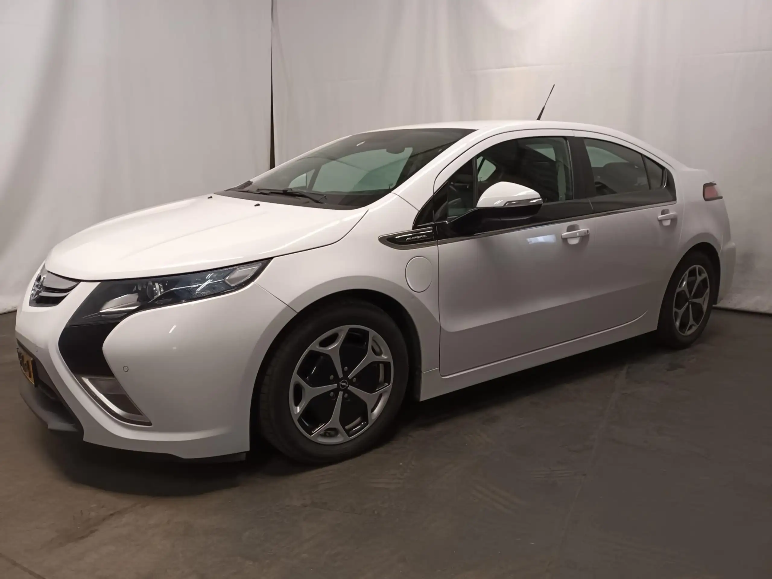 Opel - Ampera