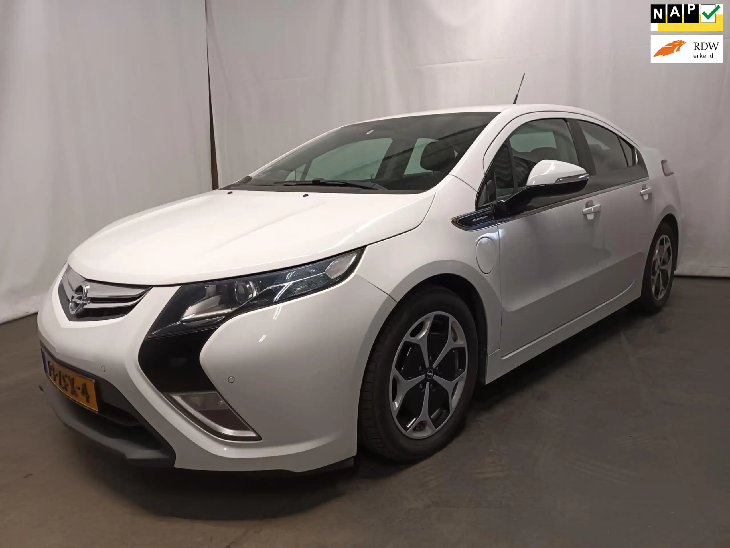 Opel - Ampera