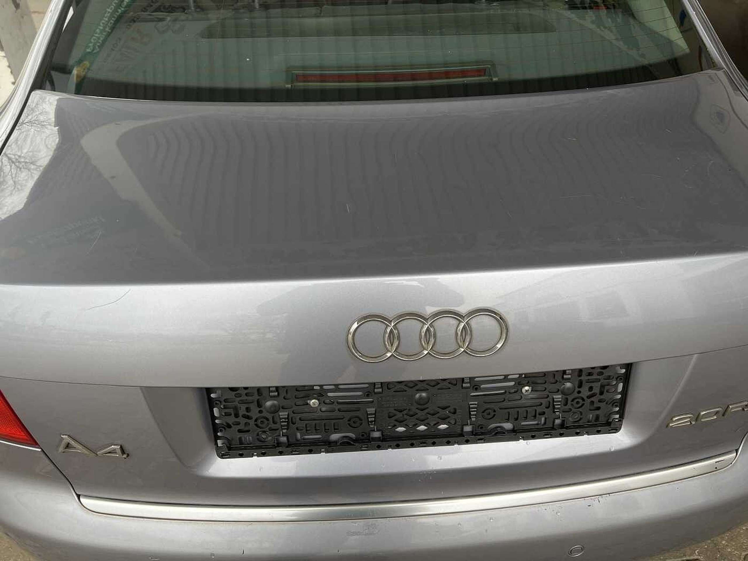 Audi - A4