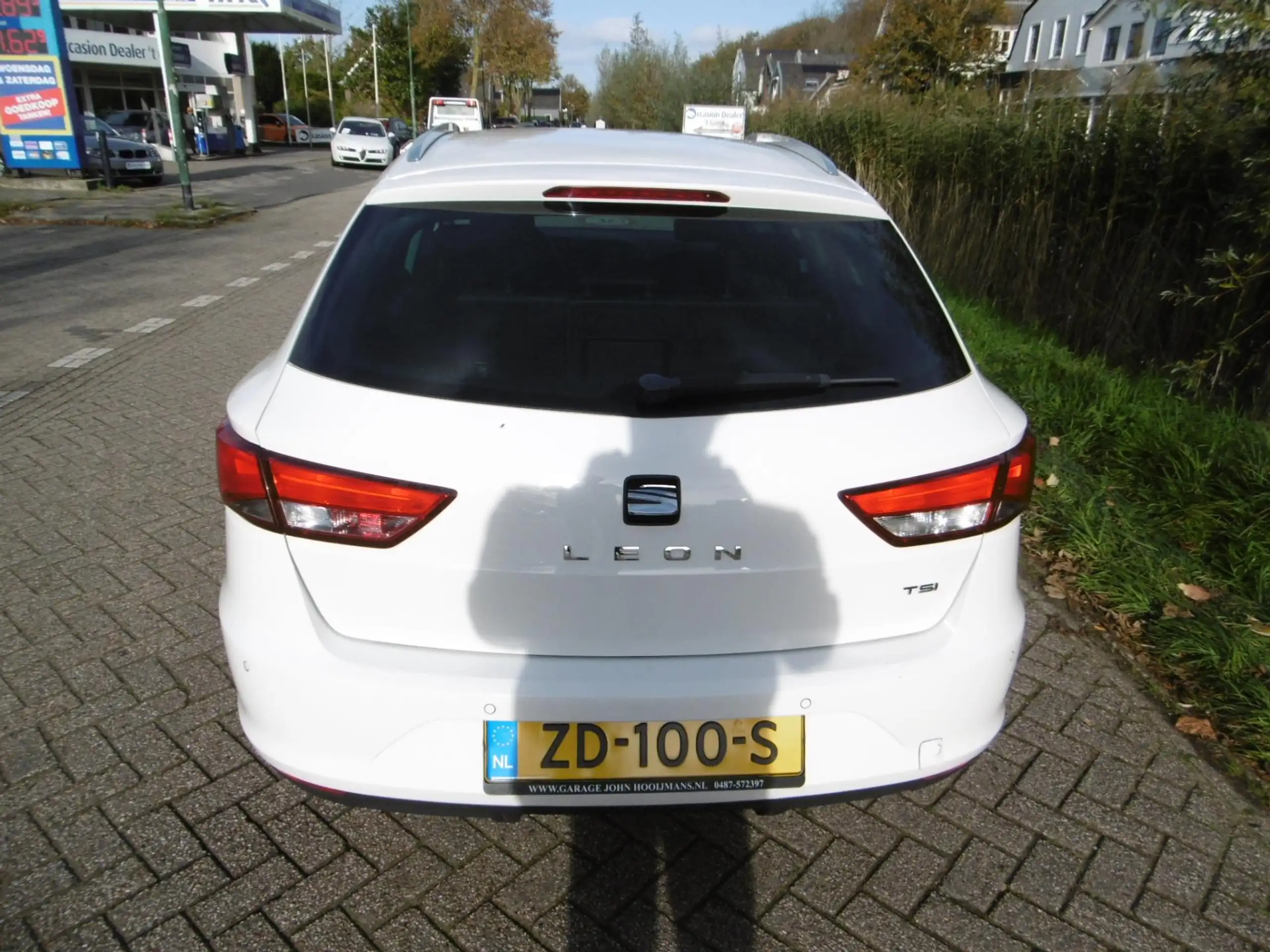 SEAT - Leon