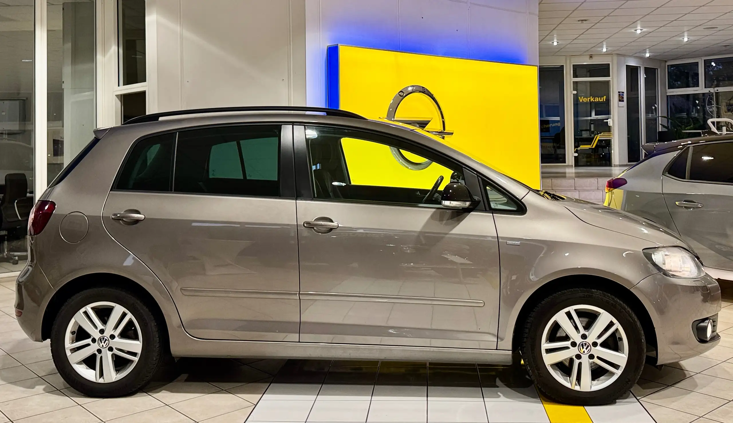 Volkswagen - Golf Plus