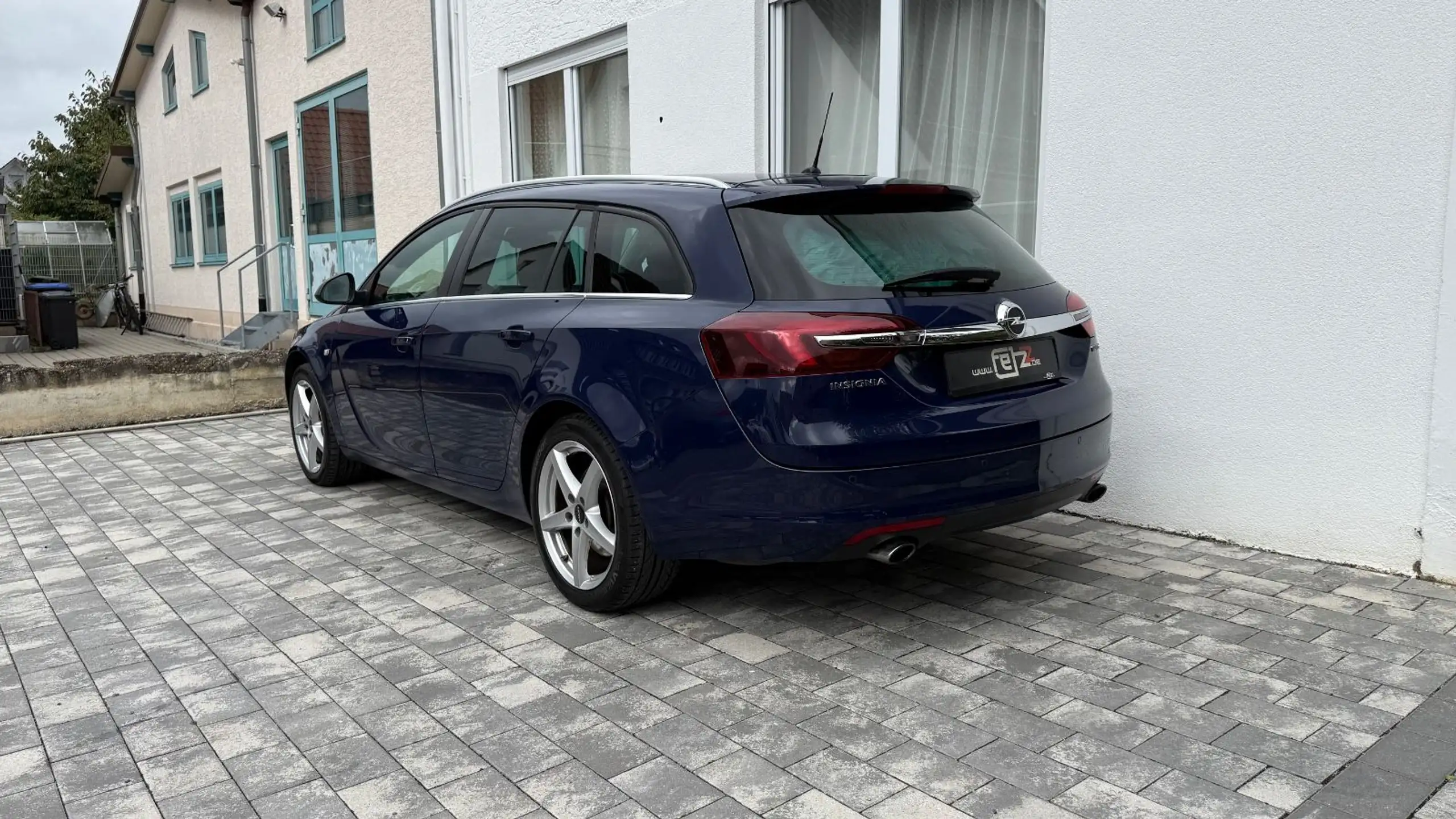 Opel - Insignia