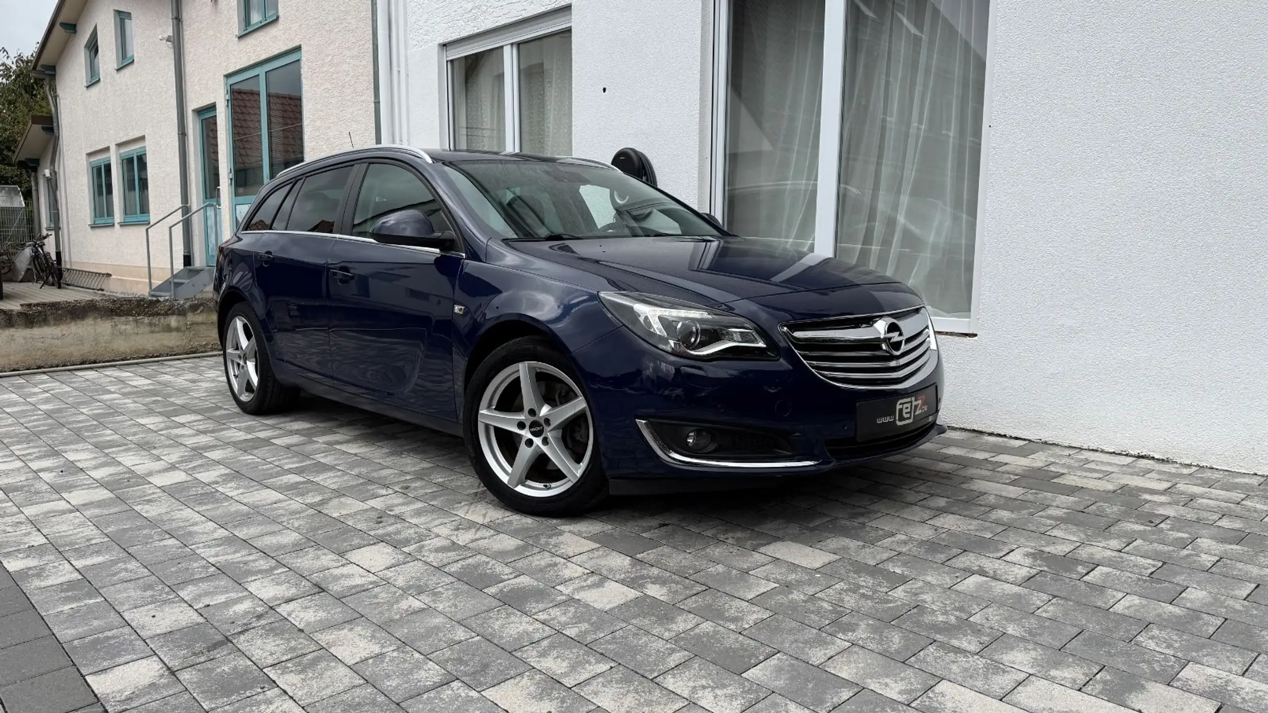 Opel - Insignia