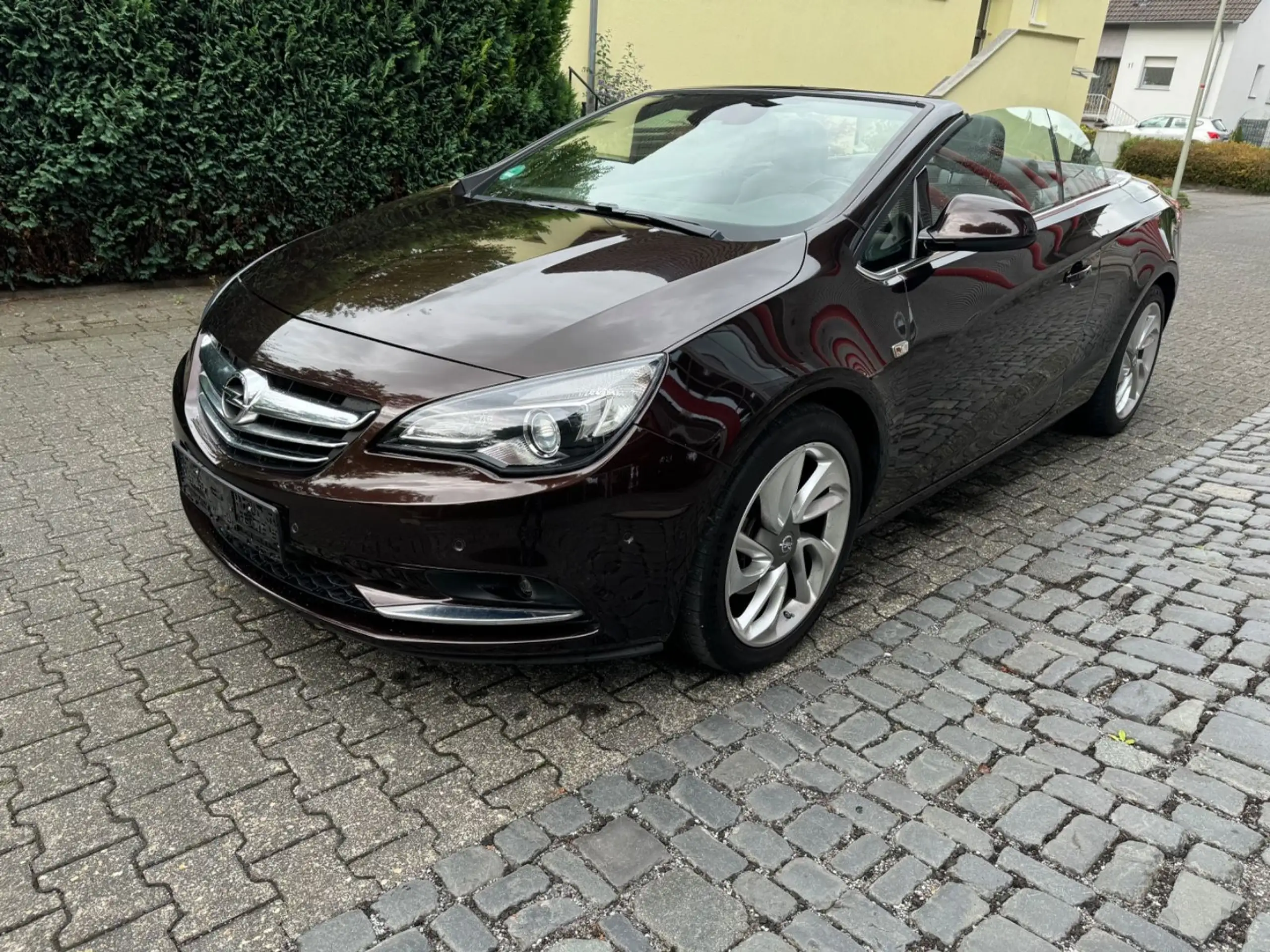 Opel - Cascada