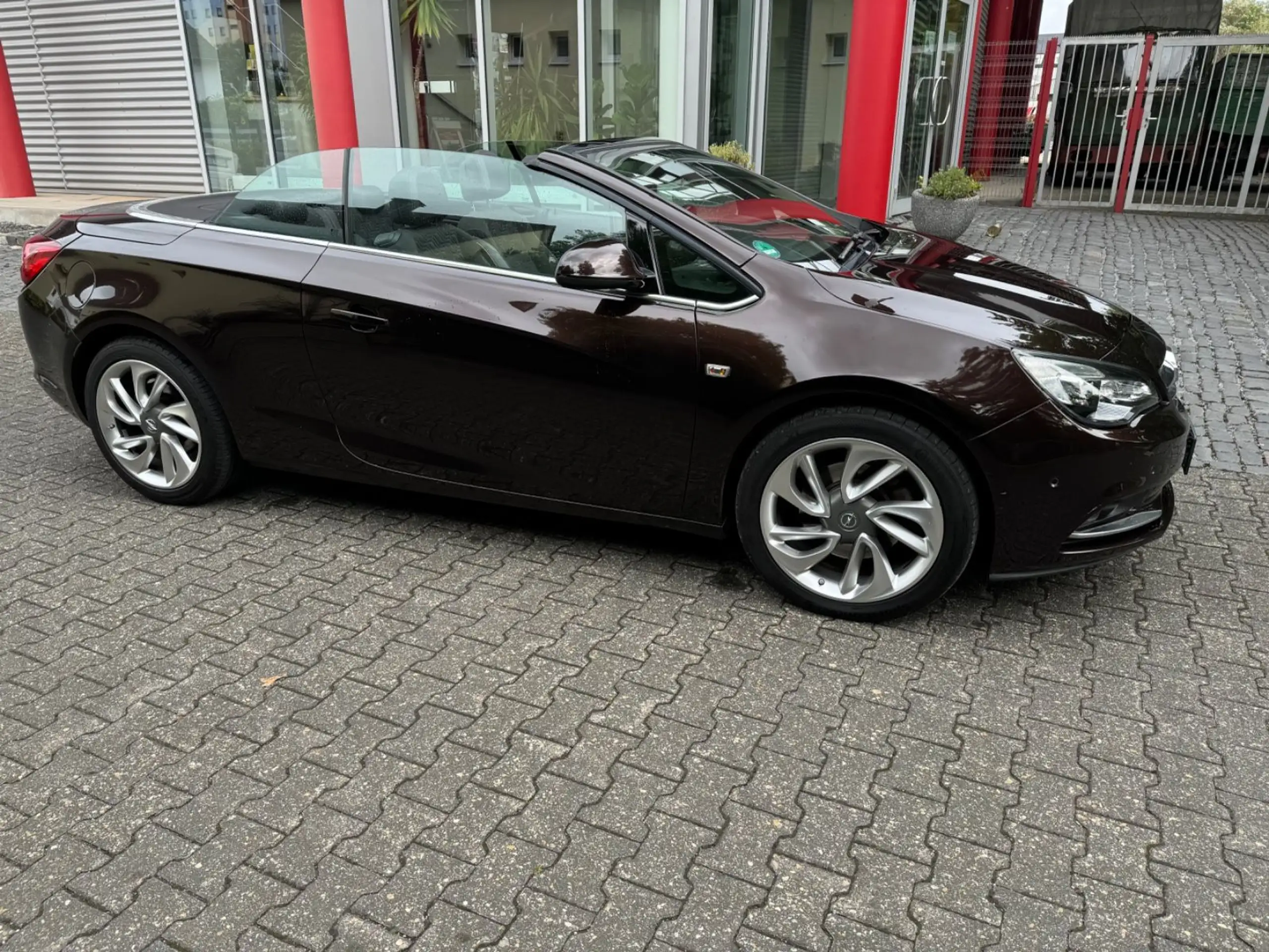 Opel - Cascada