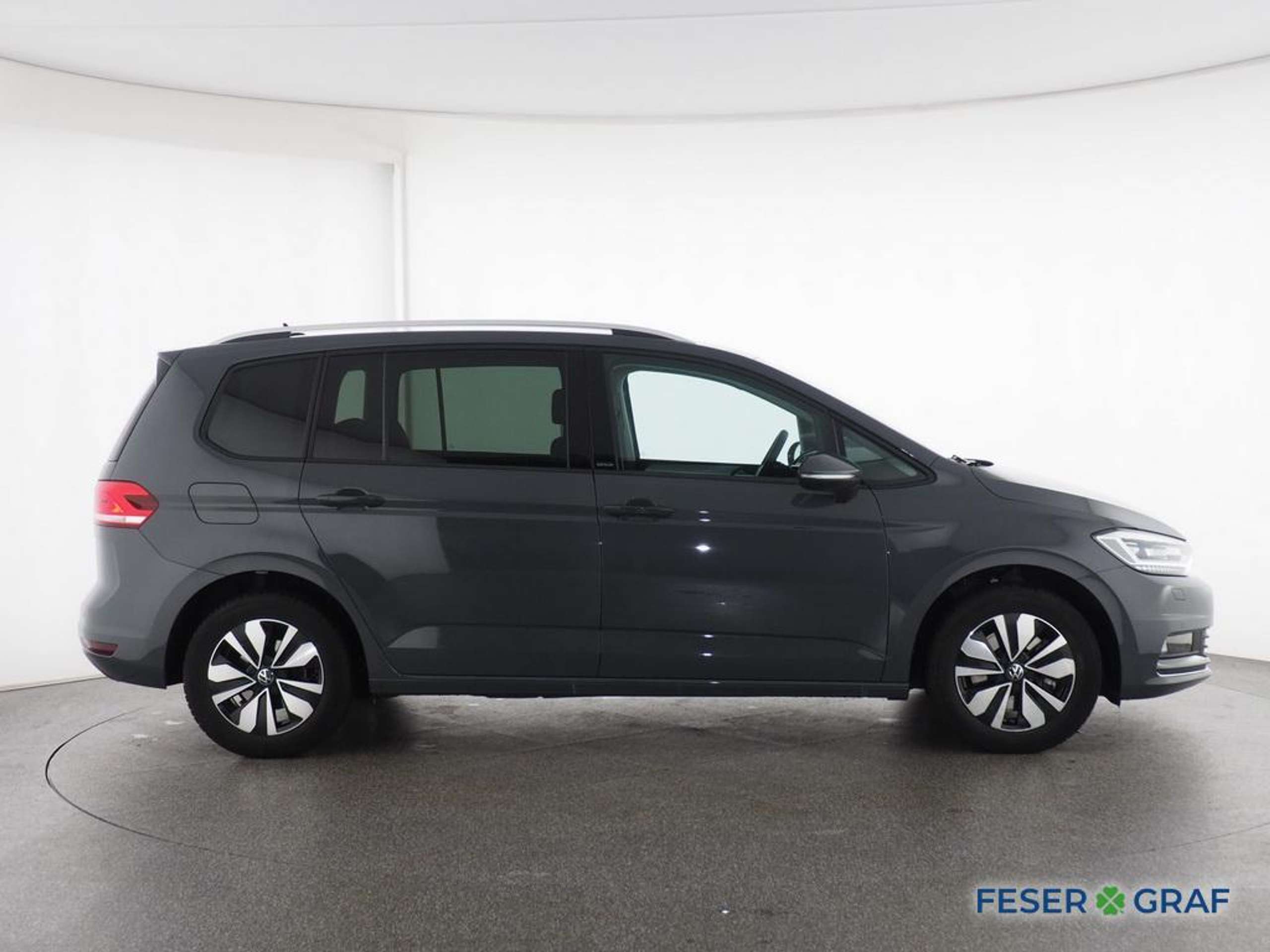 Volkswagen - Touran