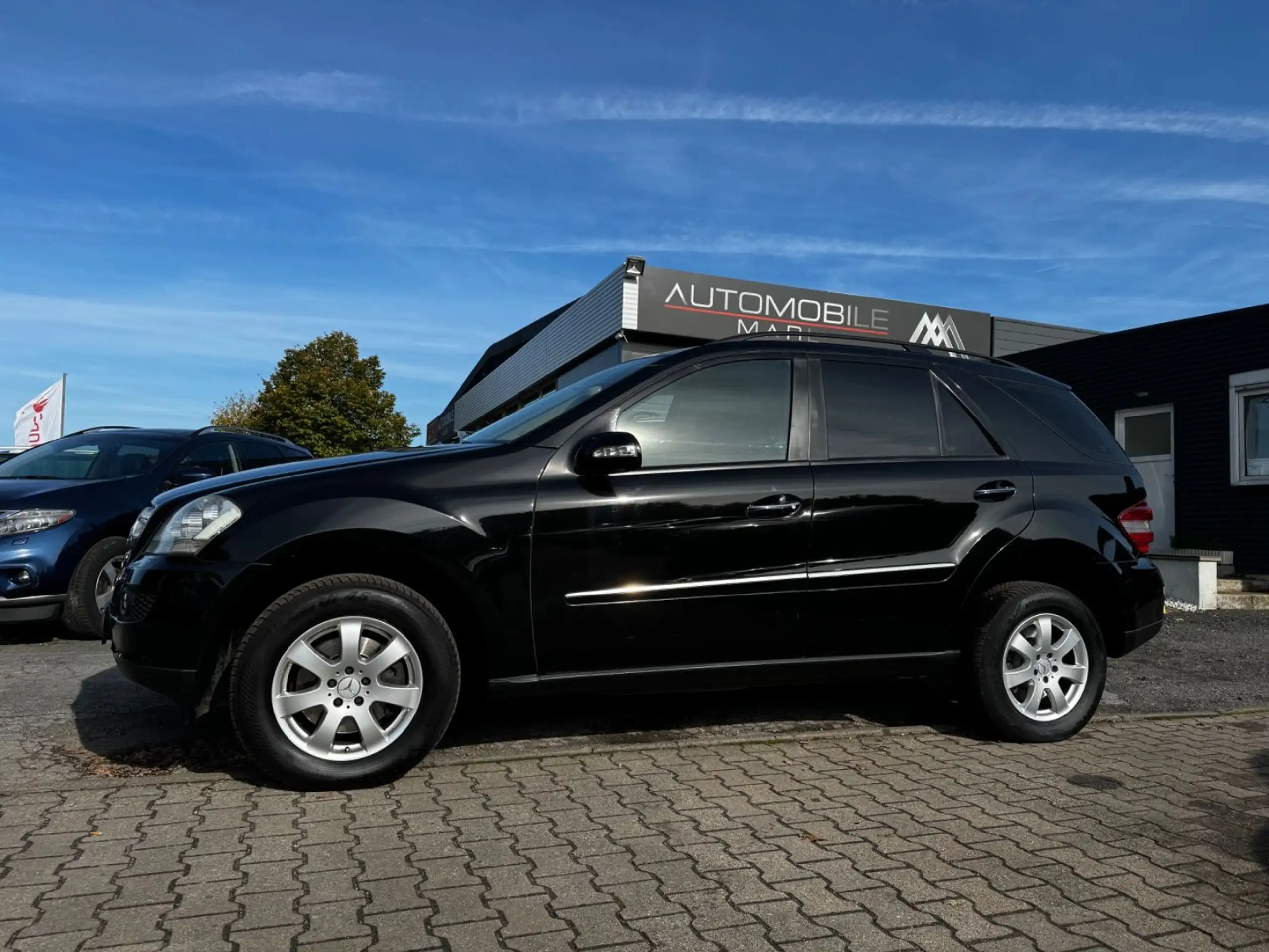 Mercedes-Benz - ML 280