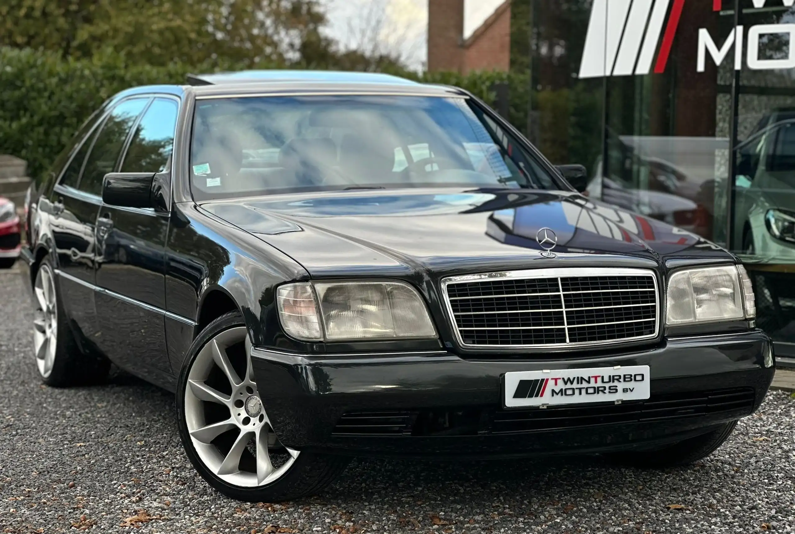 Mercedes-Benz - S 300