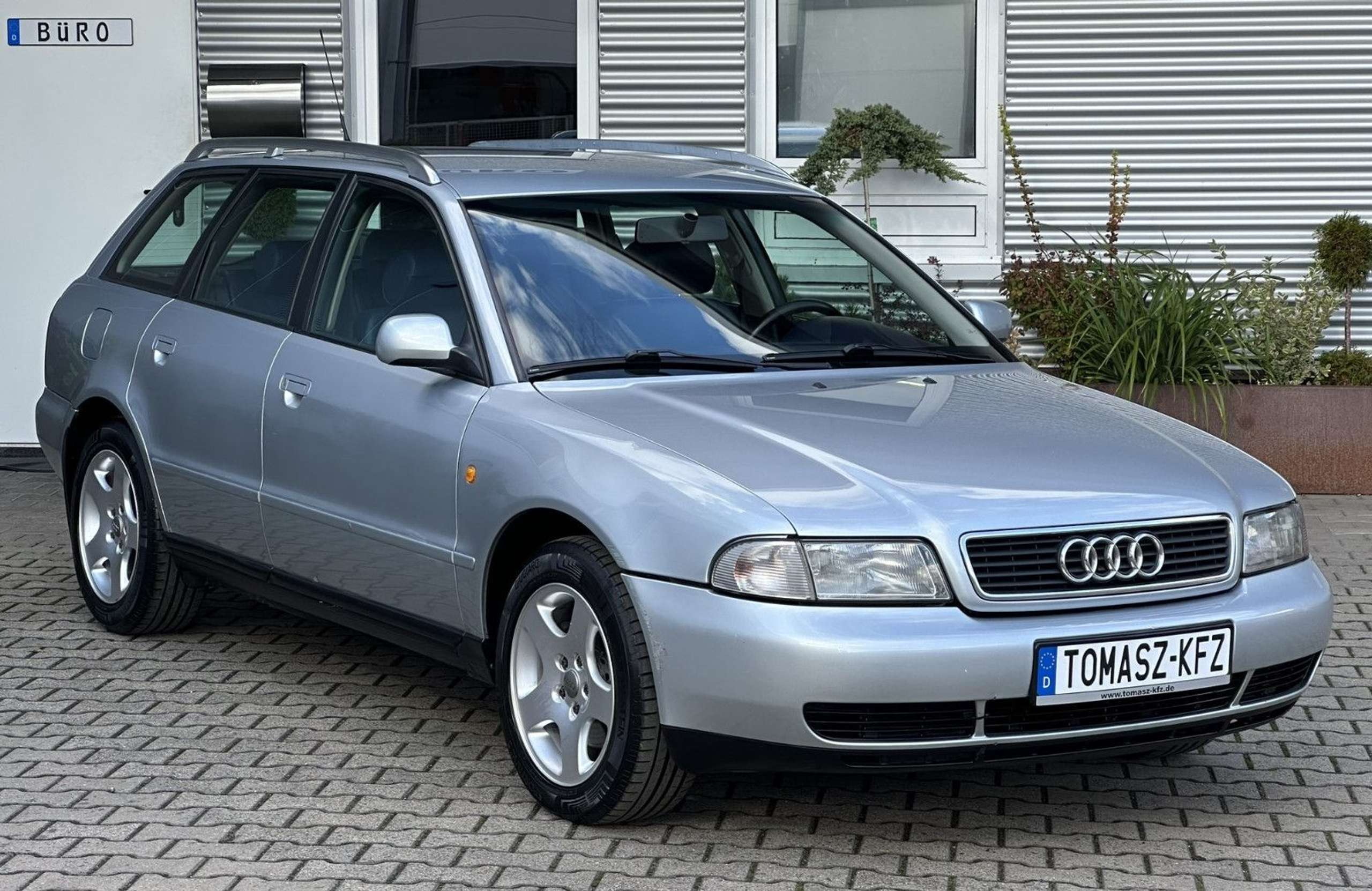 Audi - A4