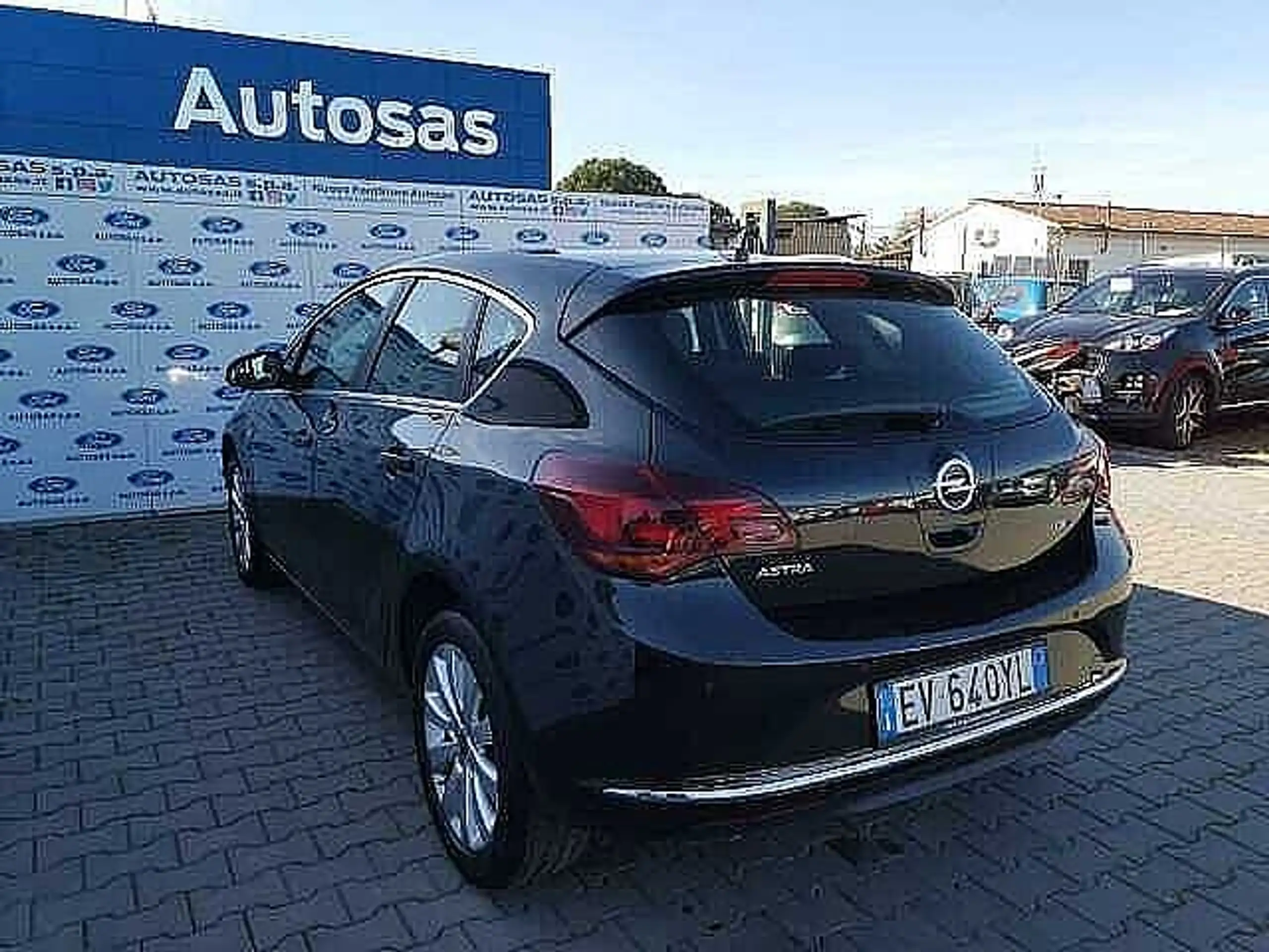 Opel - Astra