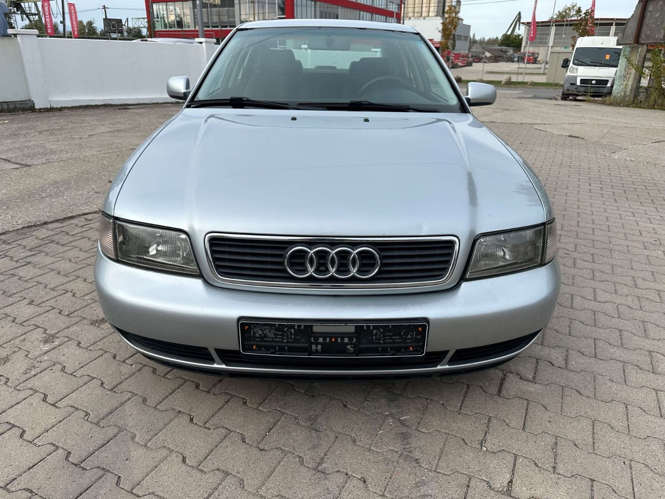 Audi - A4