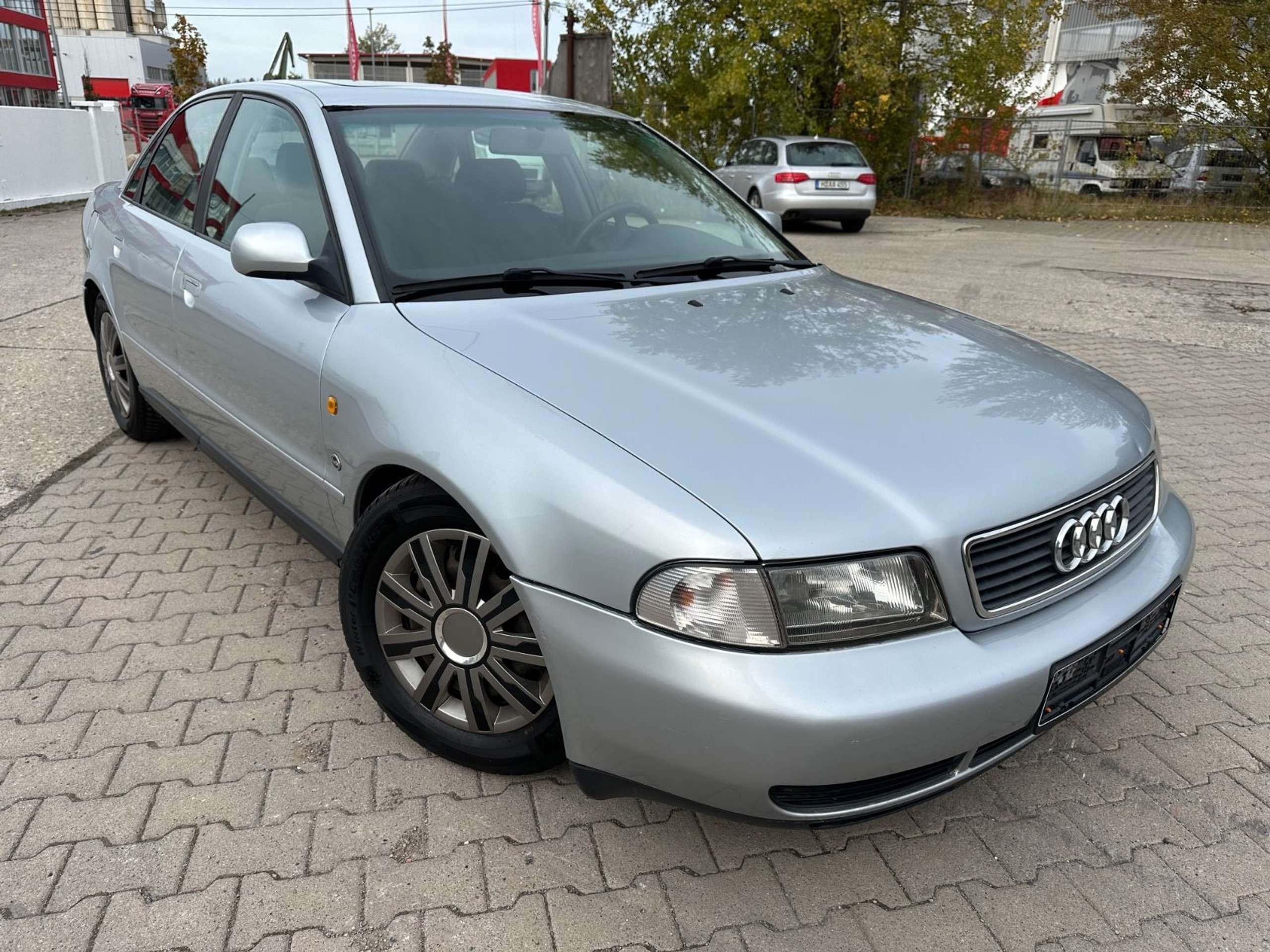 Audi - A4