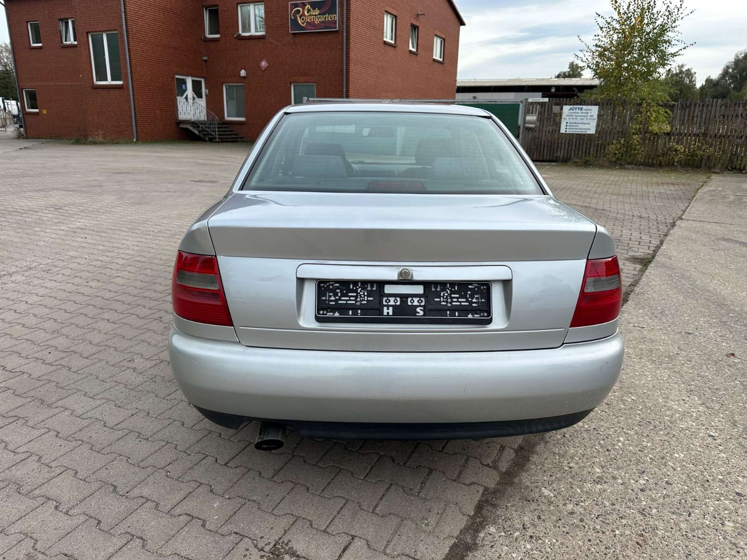 Audi - A4