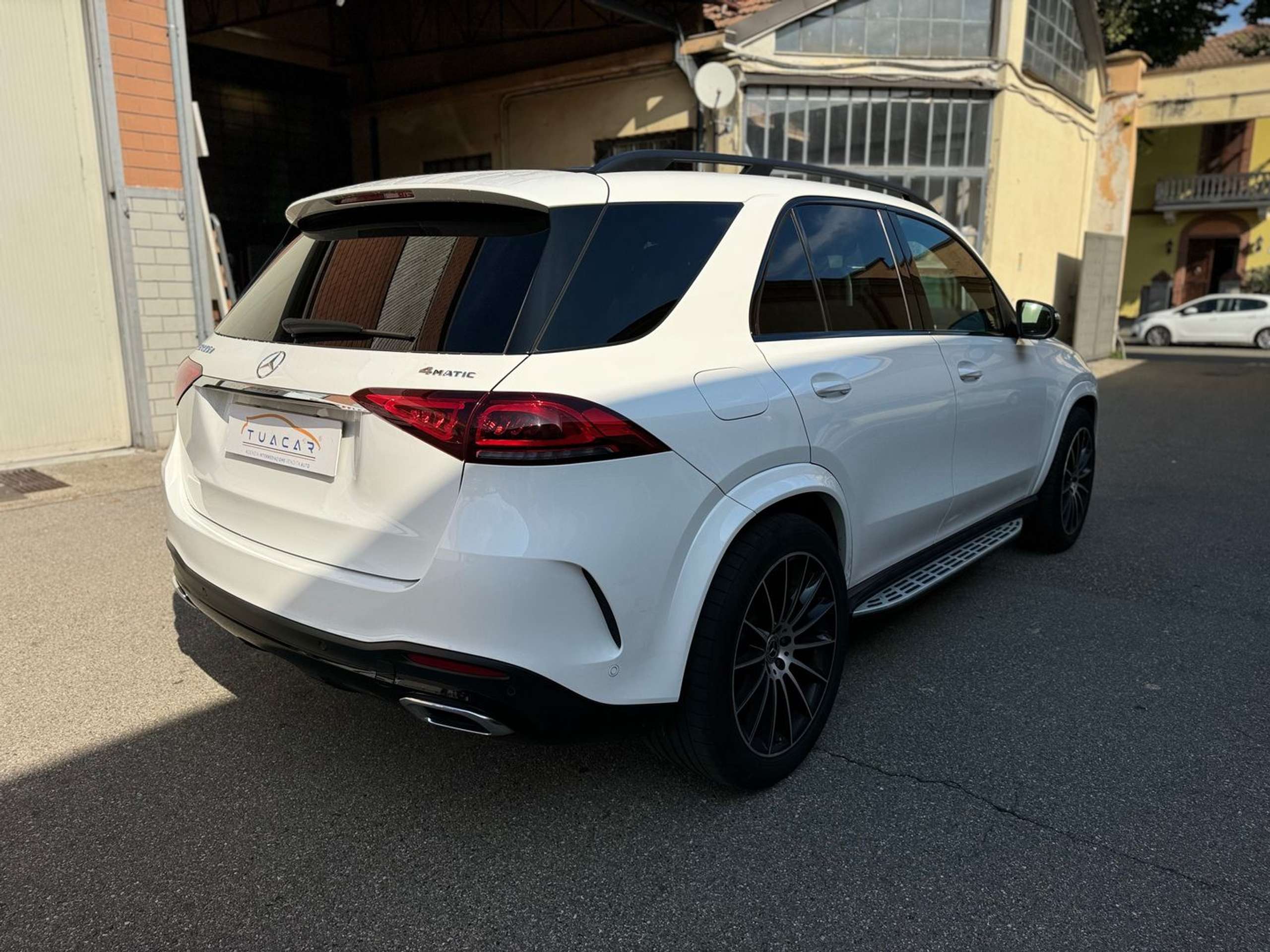 Mercedes-Benz - GLE 400