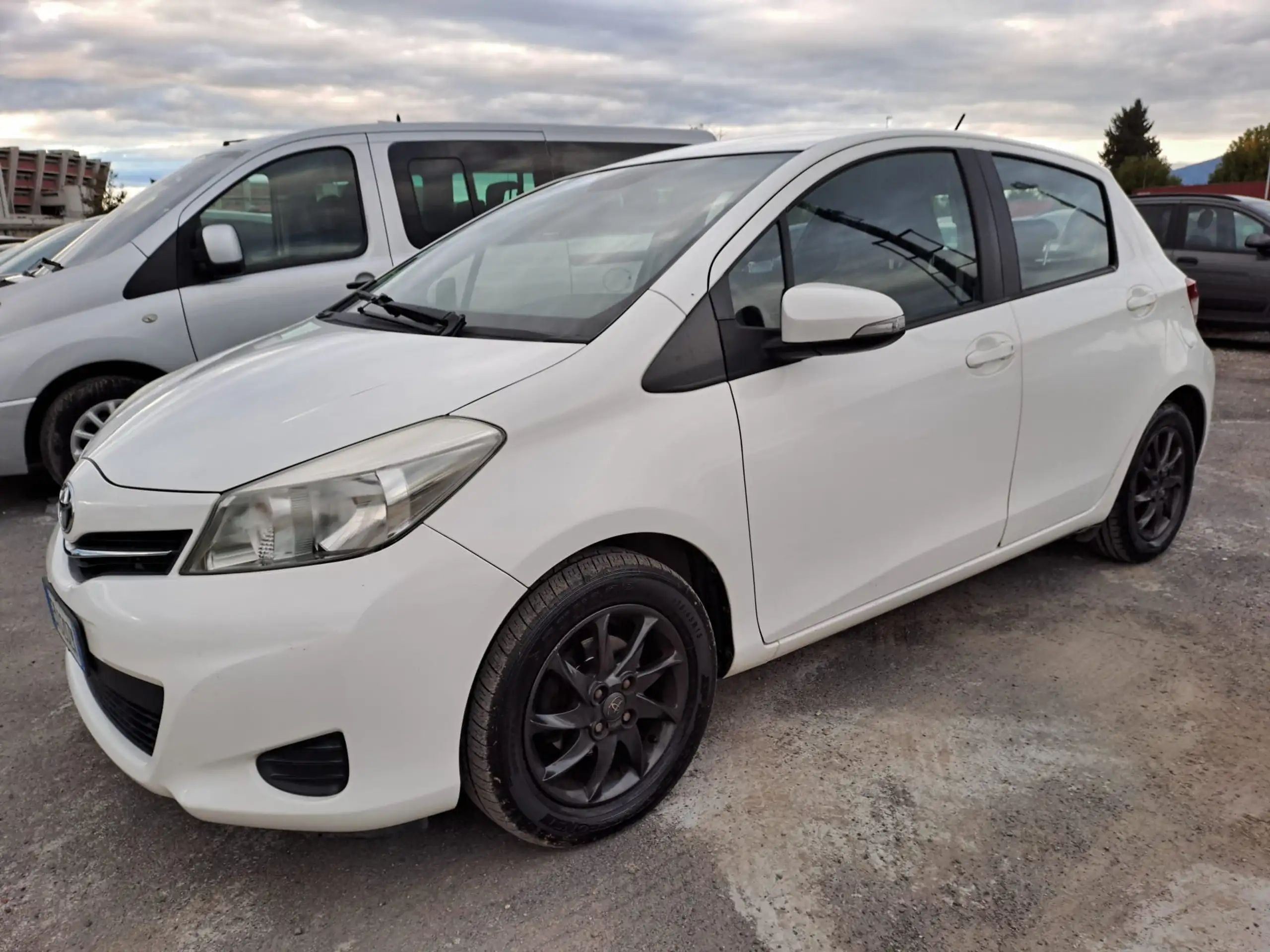 Toyota - Yaris