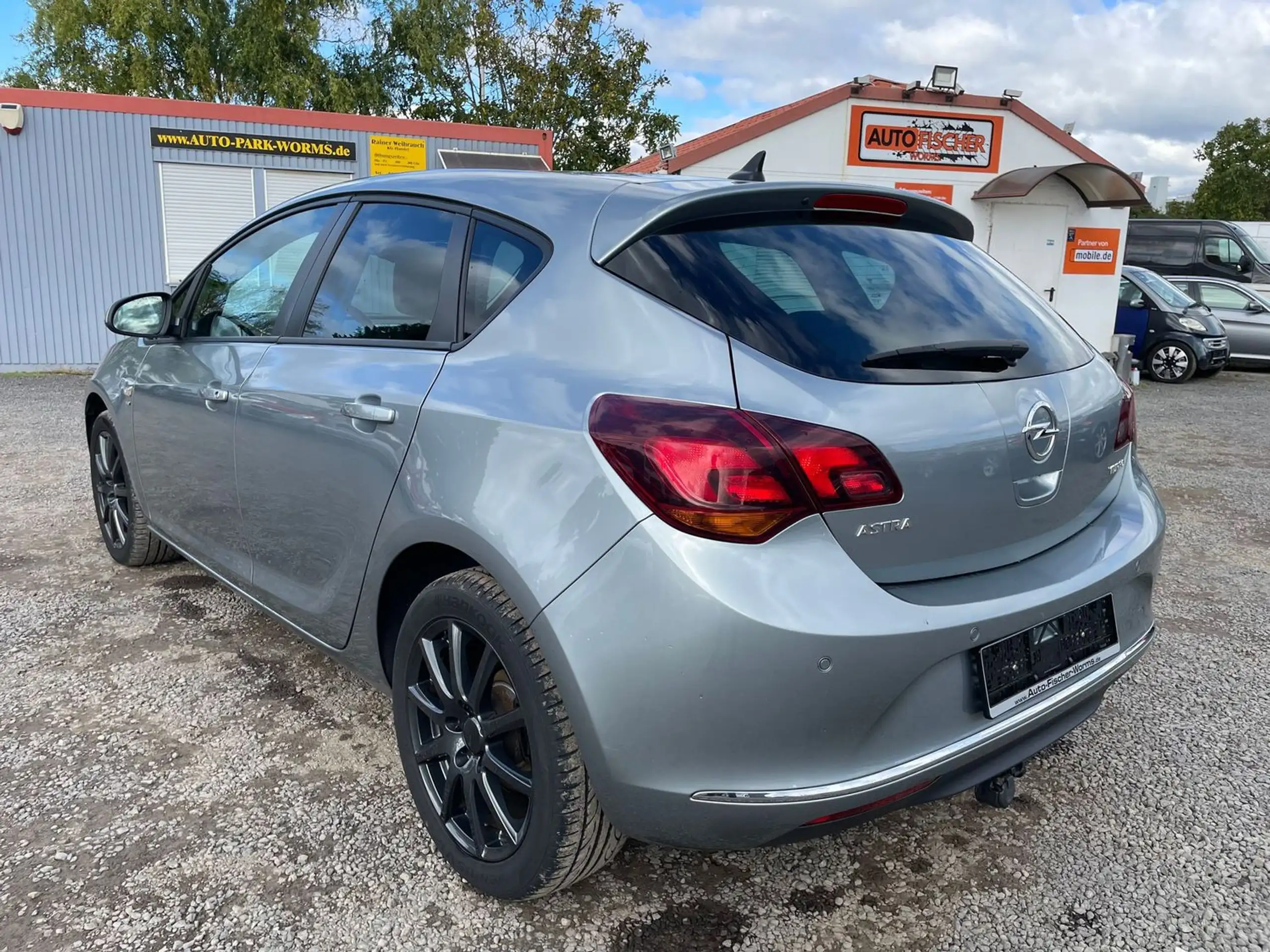 Opel - Astra