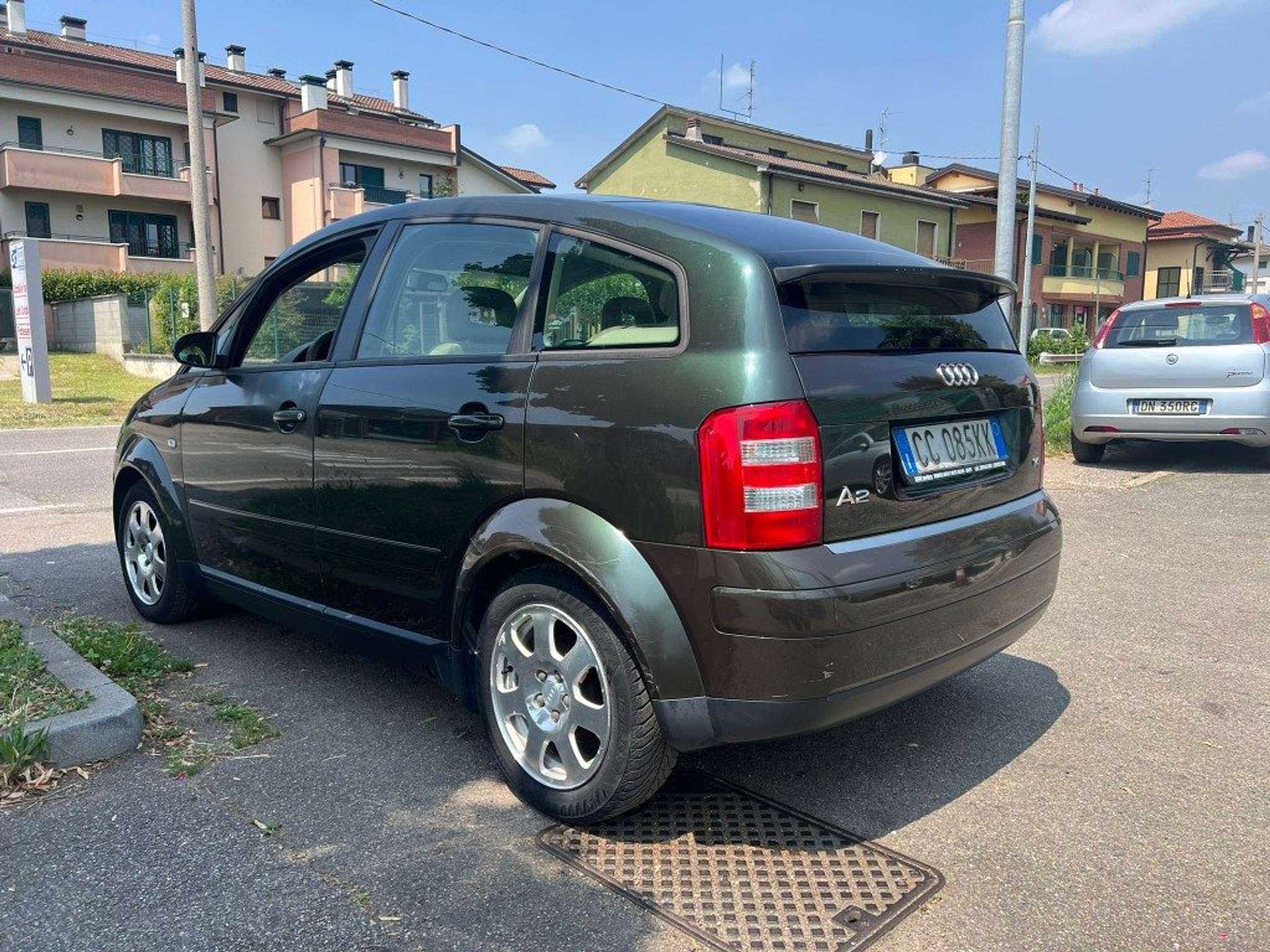 Audi - A2