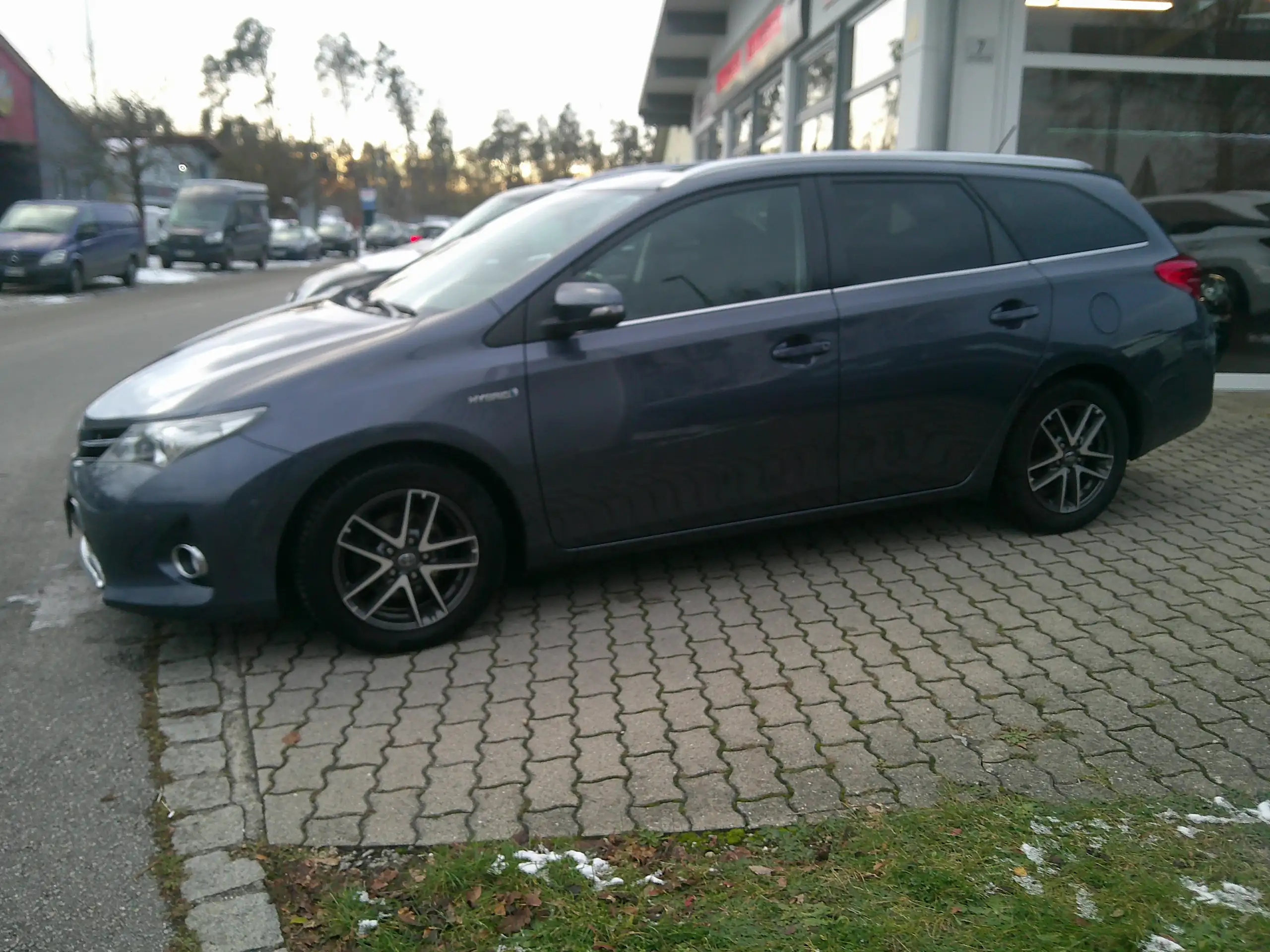 Toyota - Auris