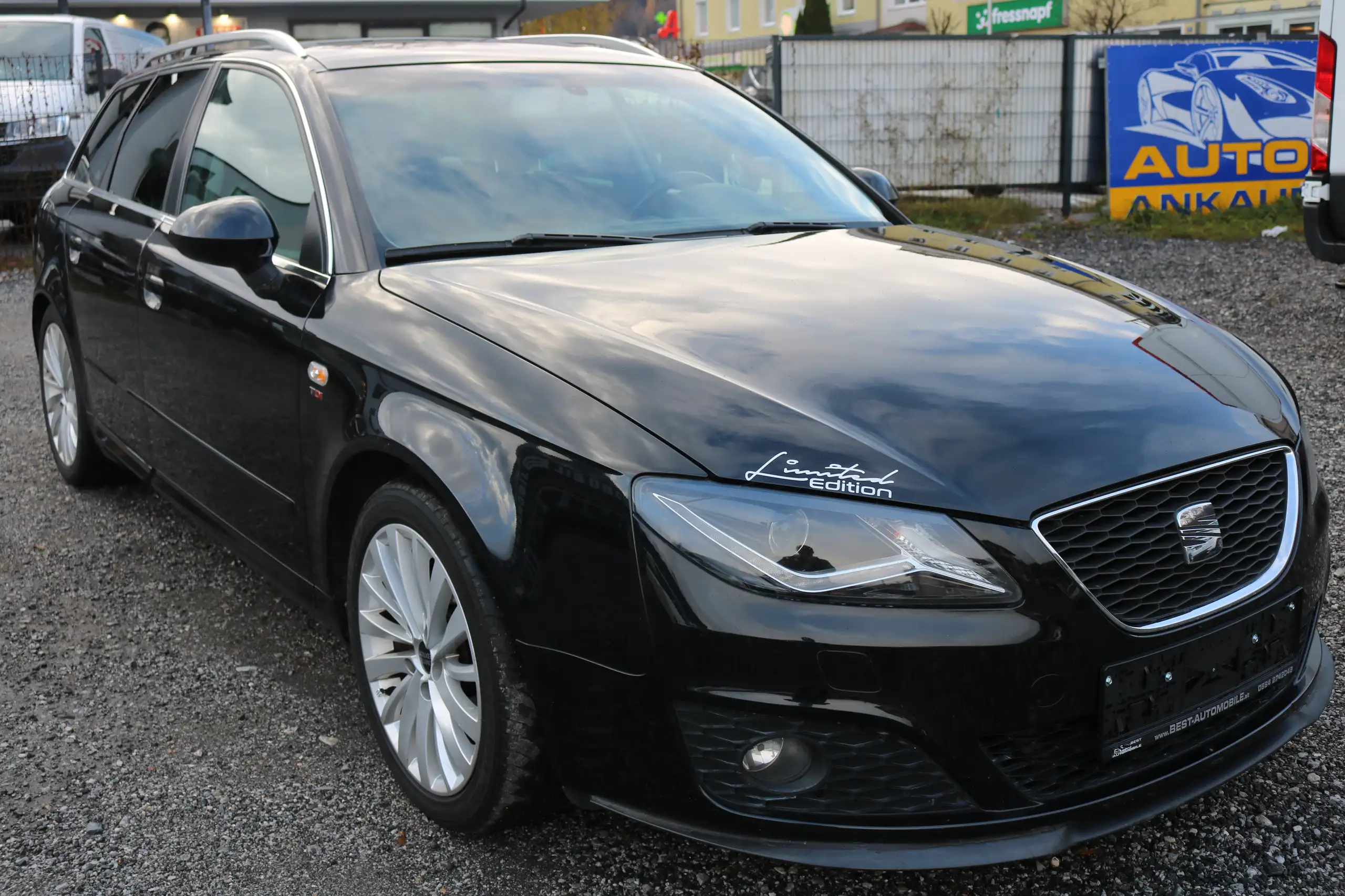 SEAT - Exeo