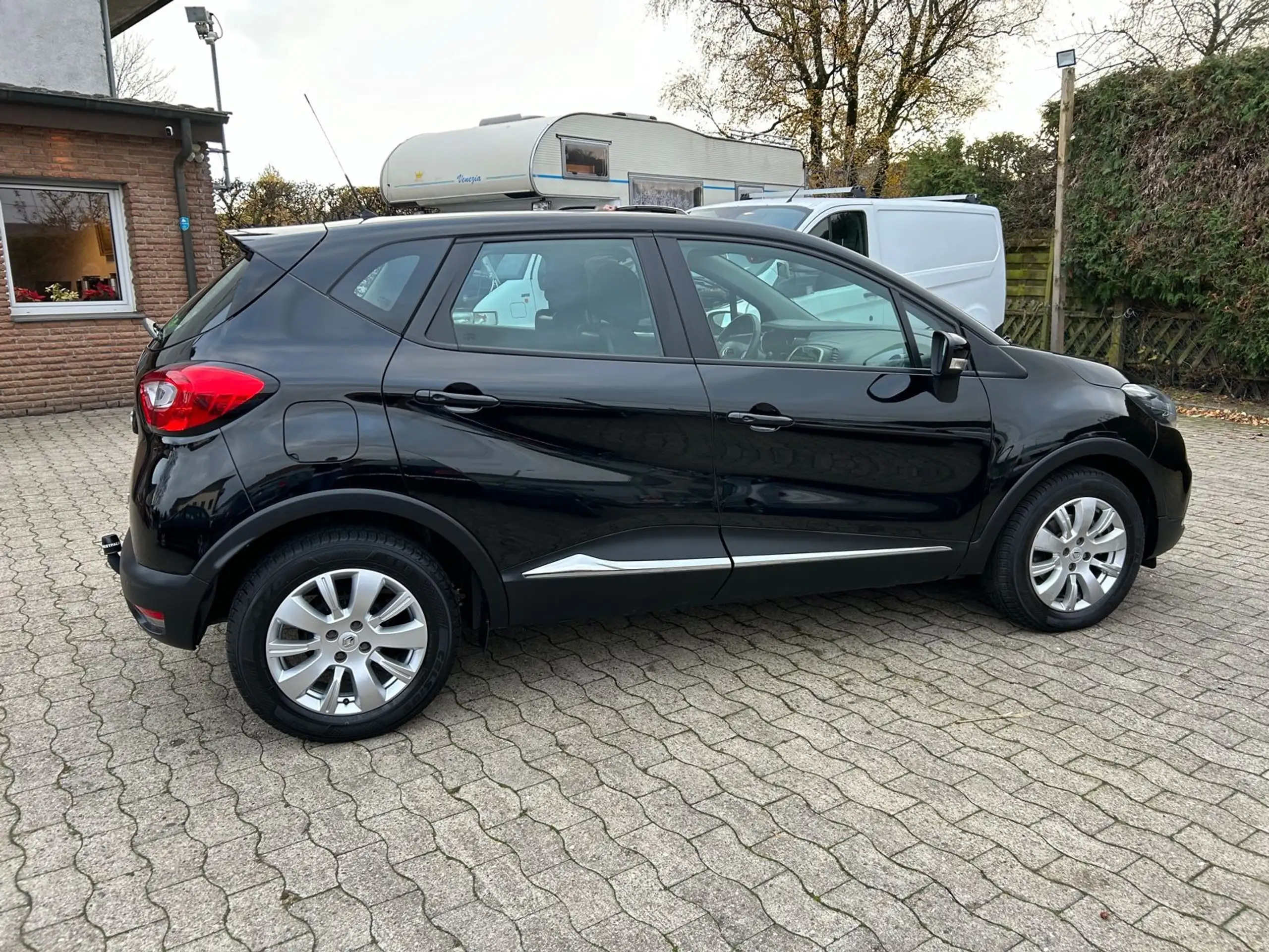 Renault - Captur