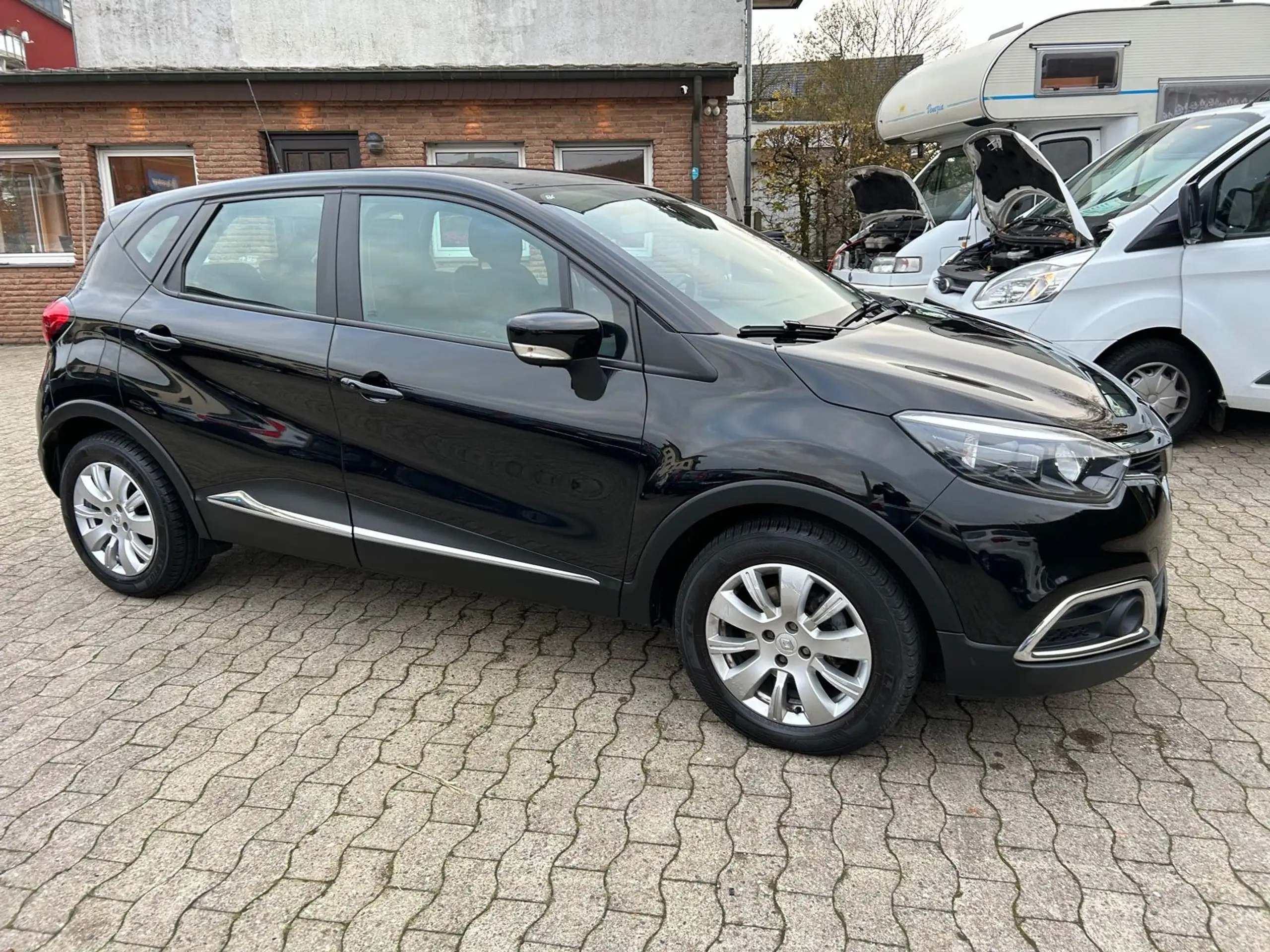 Renault - Captur