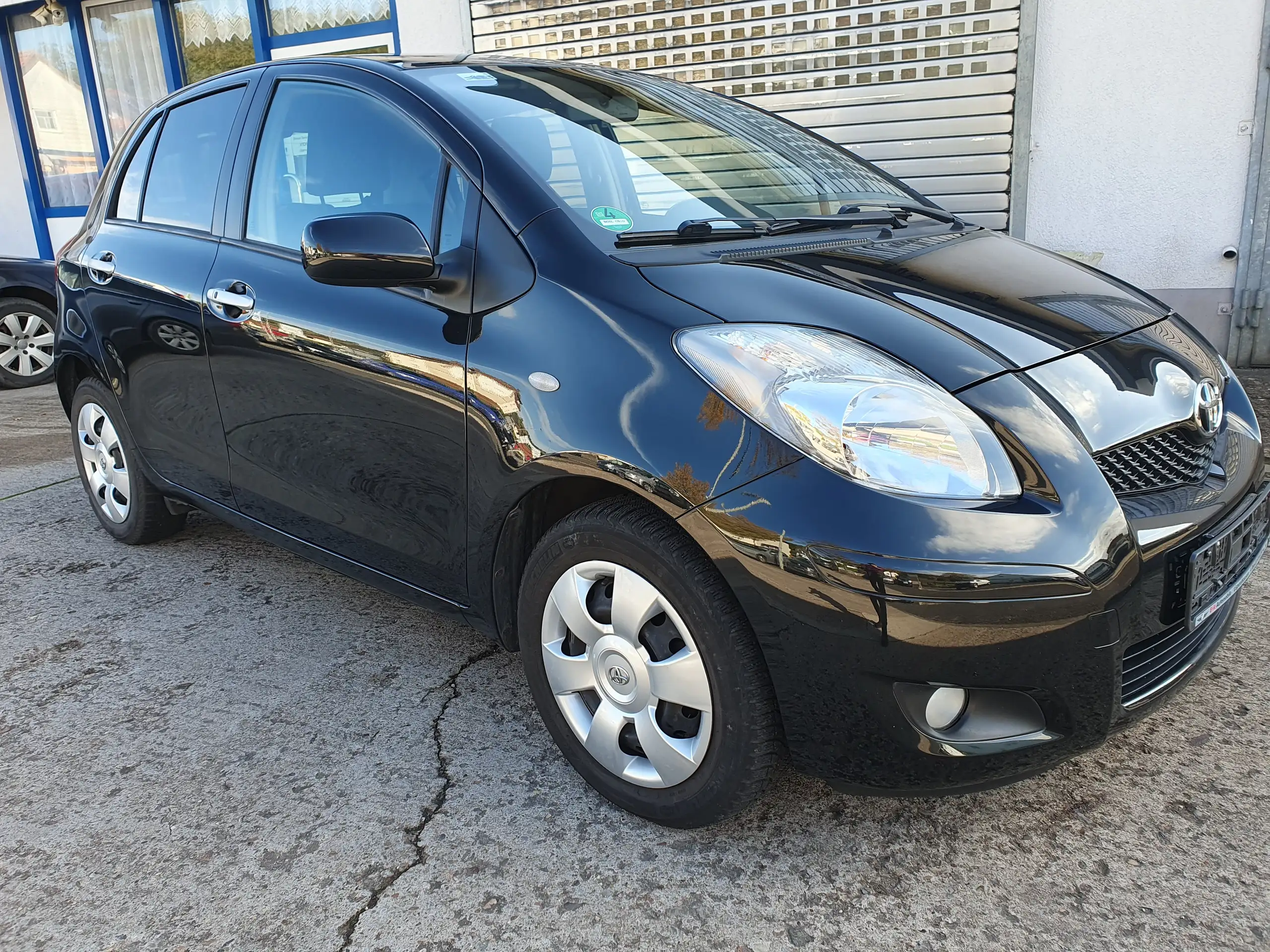 Toyota - Yaris