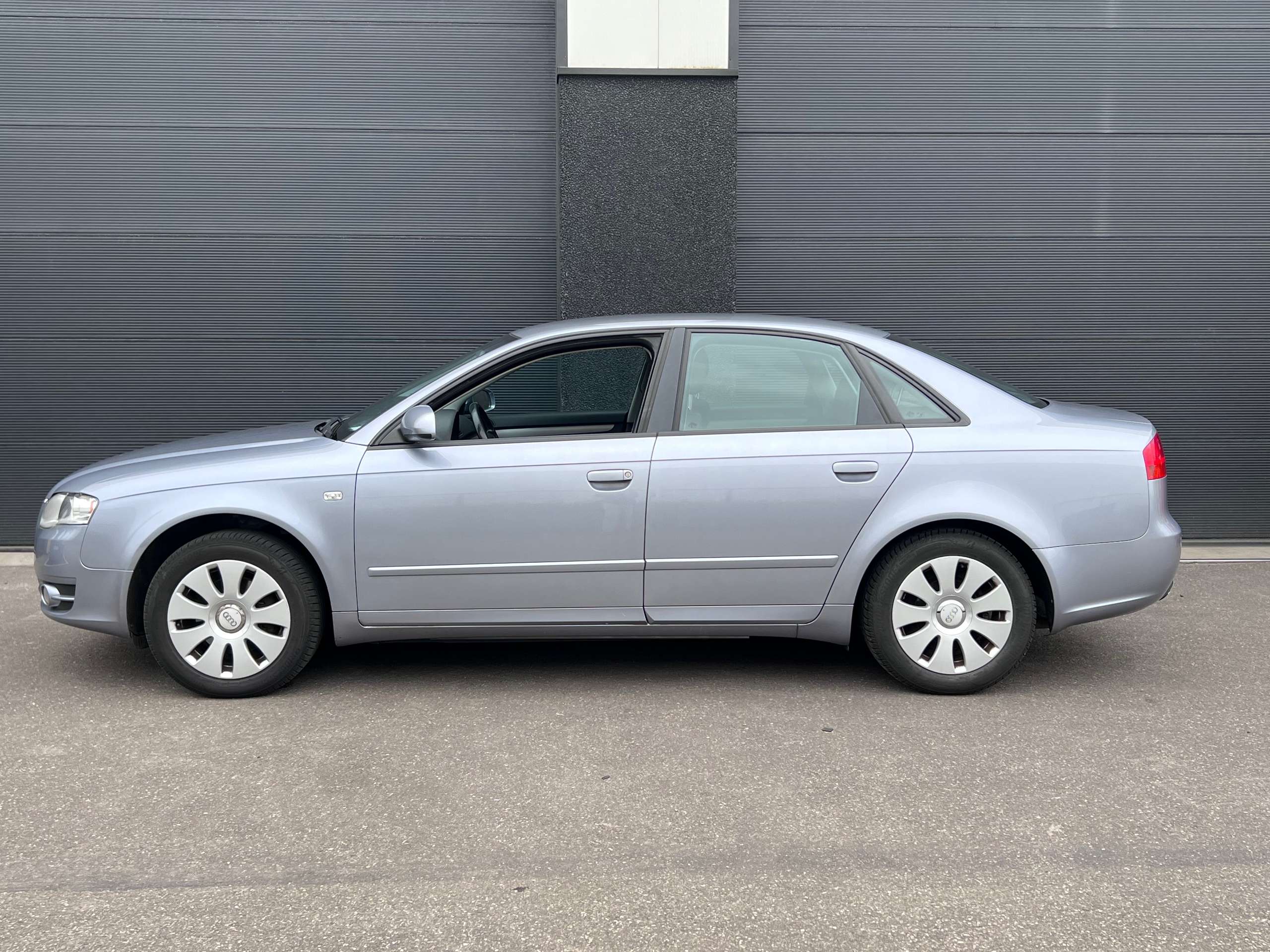 Audi - A4