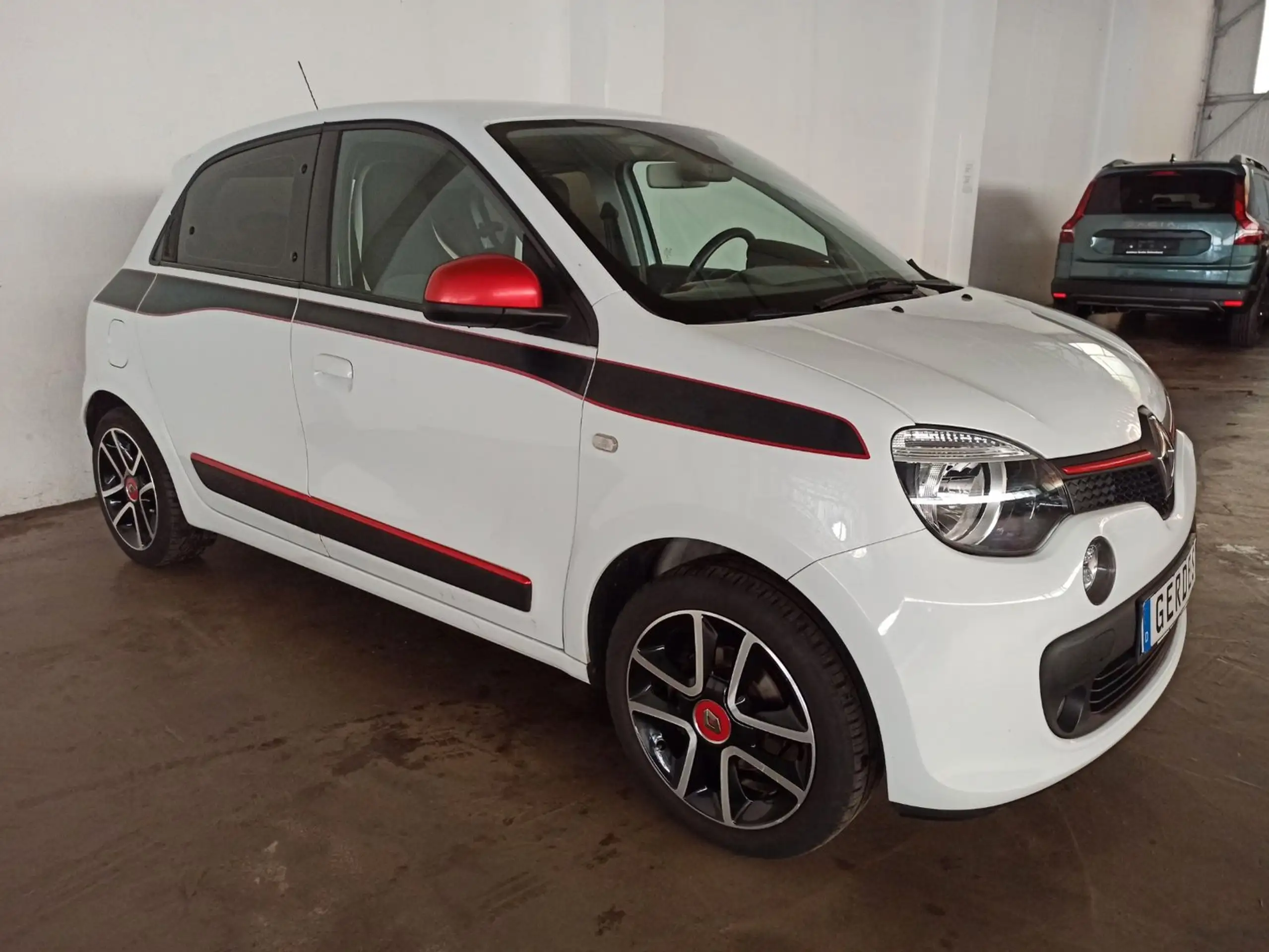 Renault - Twingo