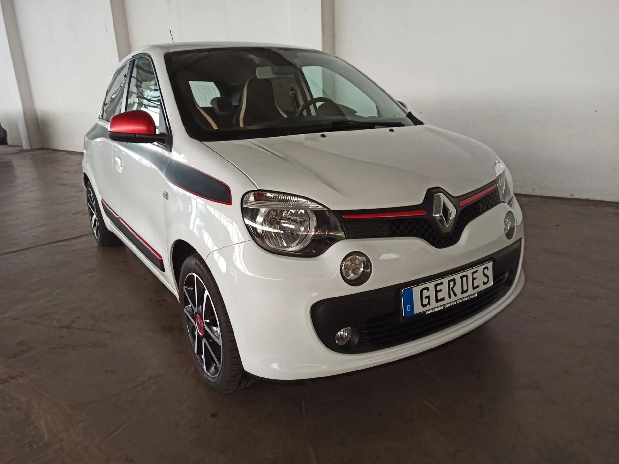 Renault - Twingo