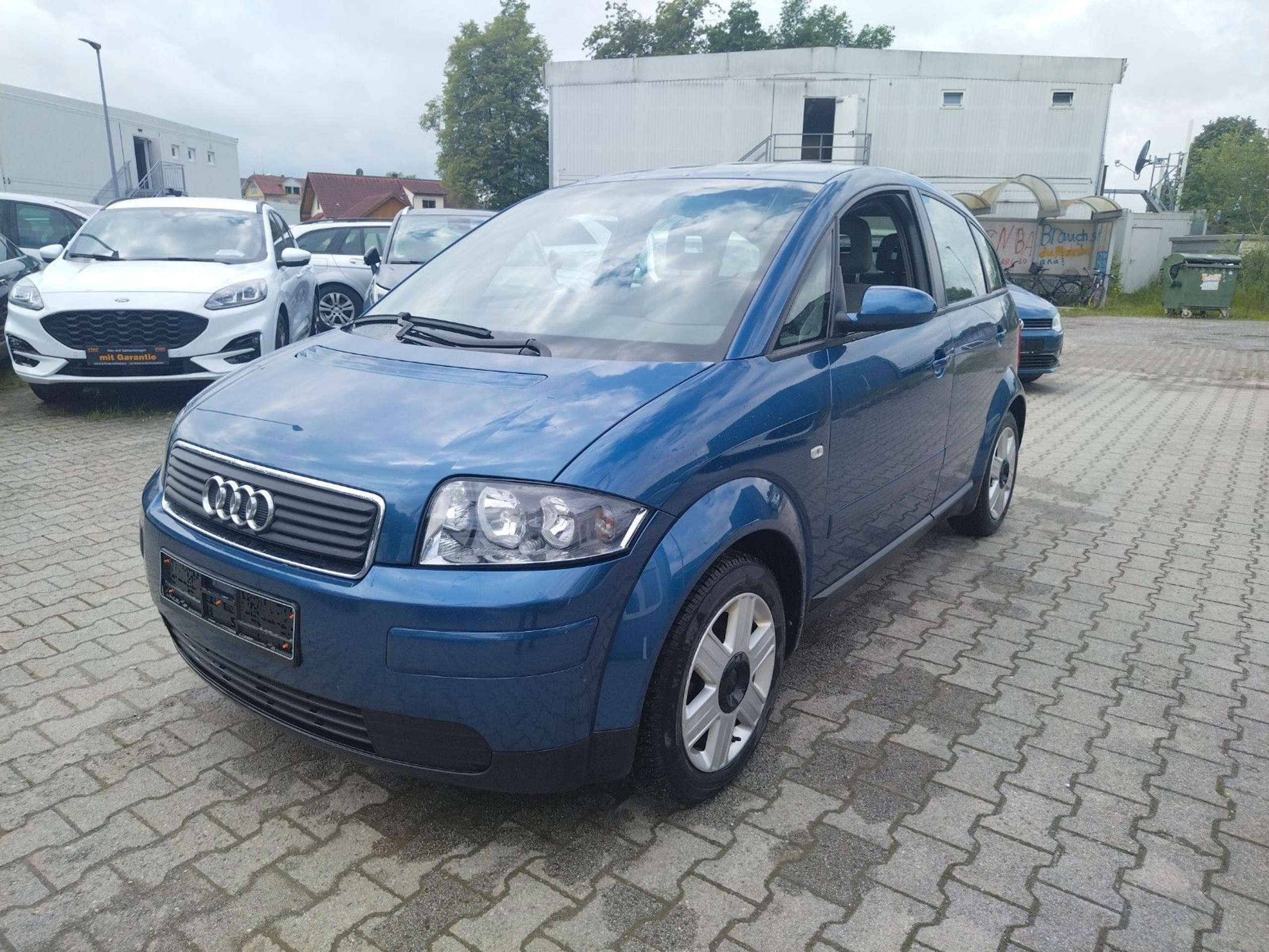 Audi - A2