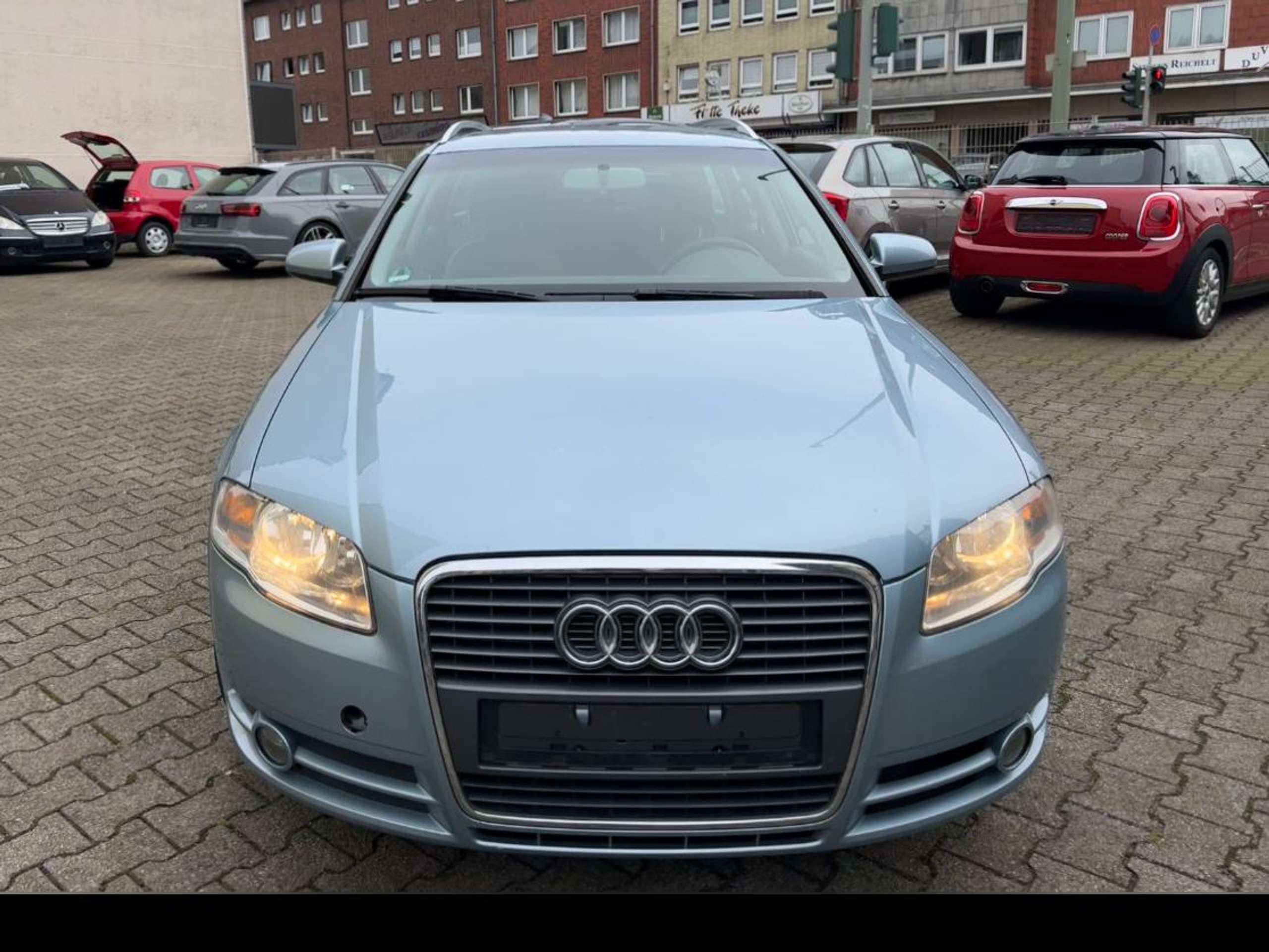 Audi - A4