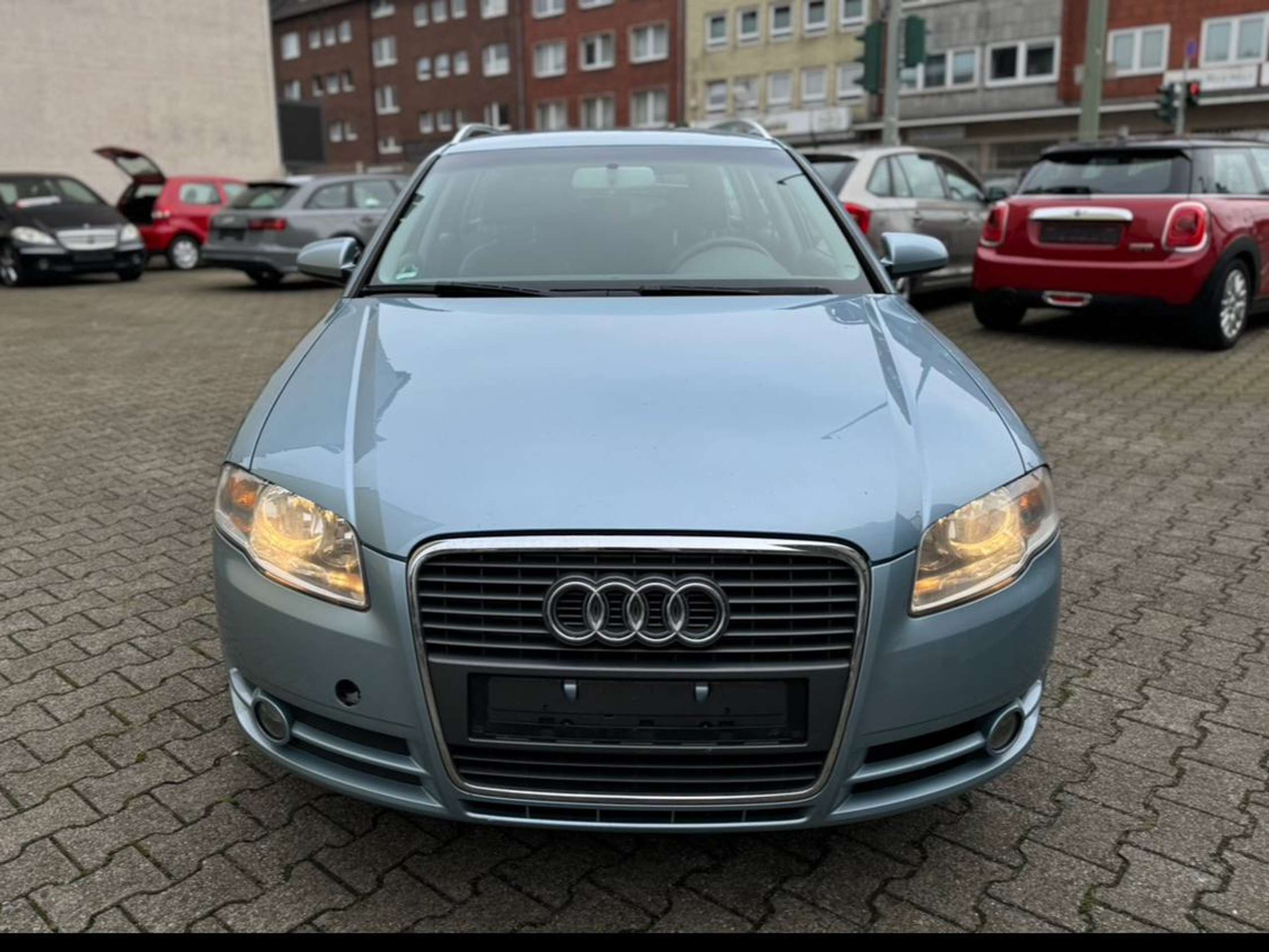 Audi - A4