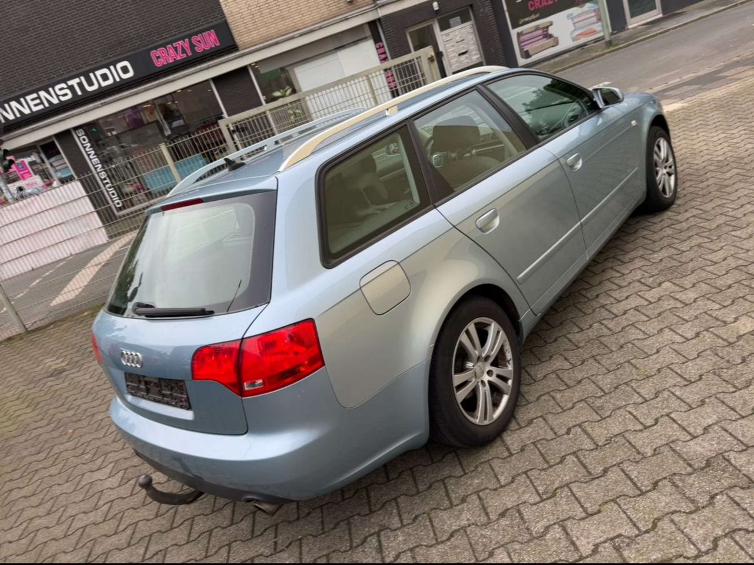 Audi - A4