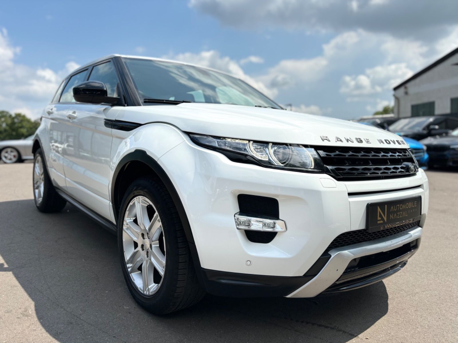 Land Rover - Range Rover Evoque