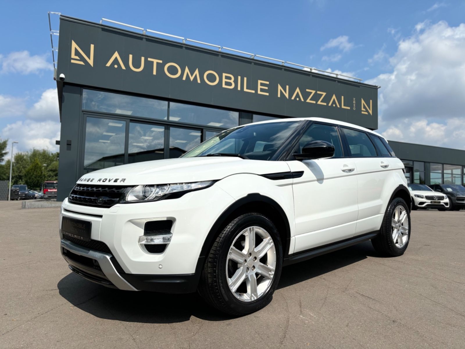 Land Rover - Range Rover Evoque