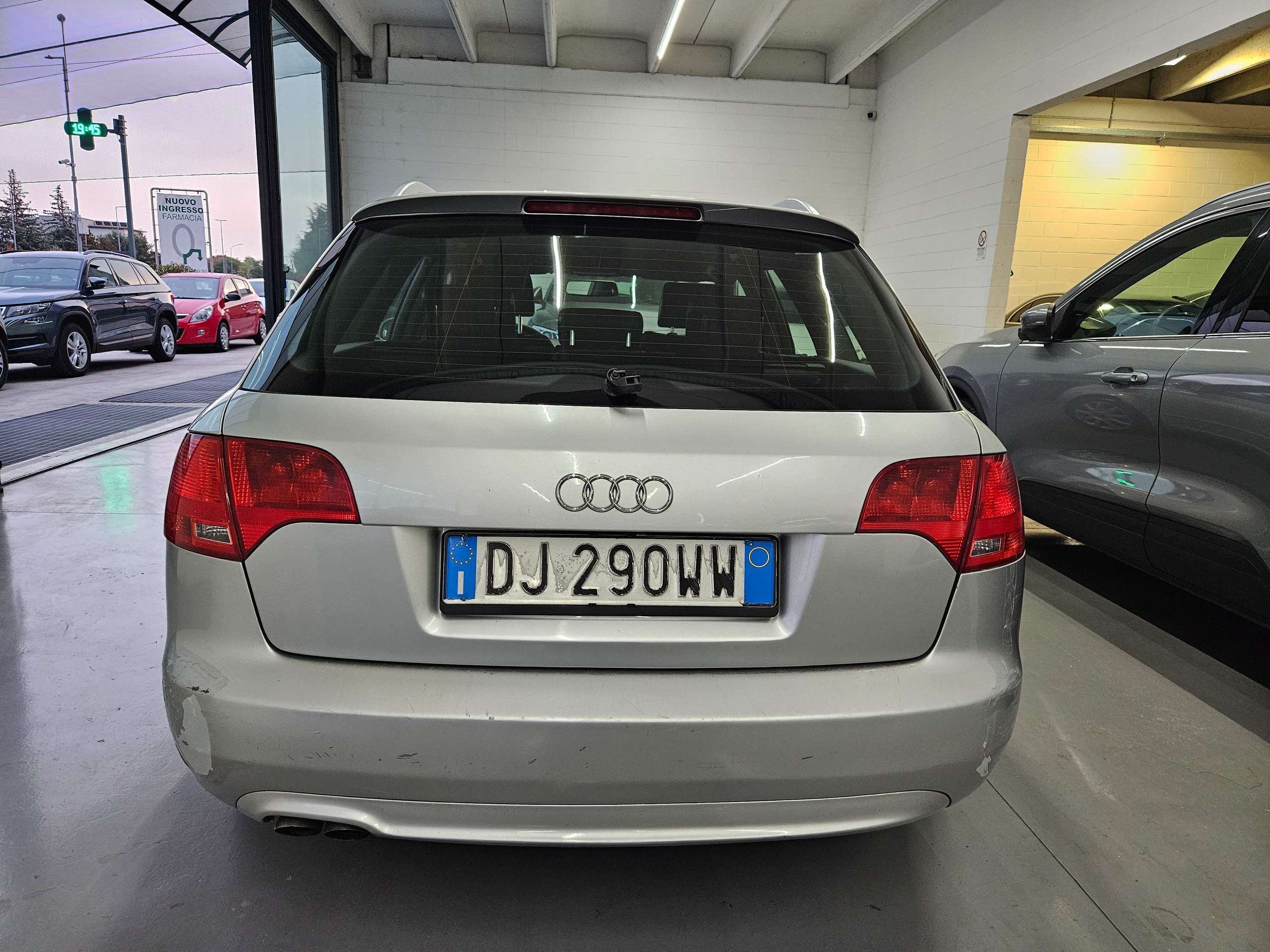 Audi - A4