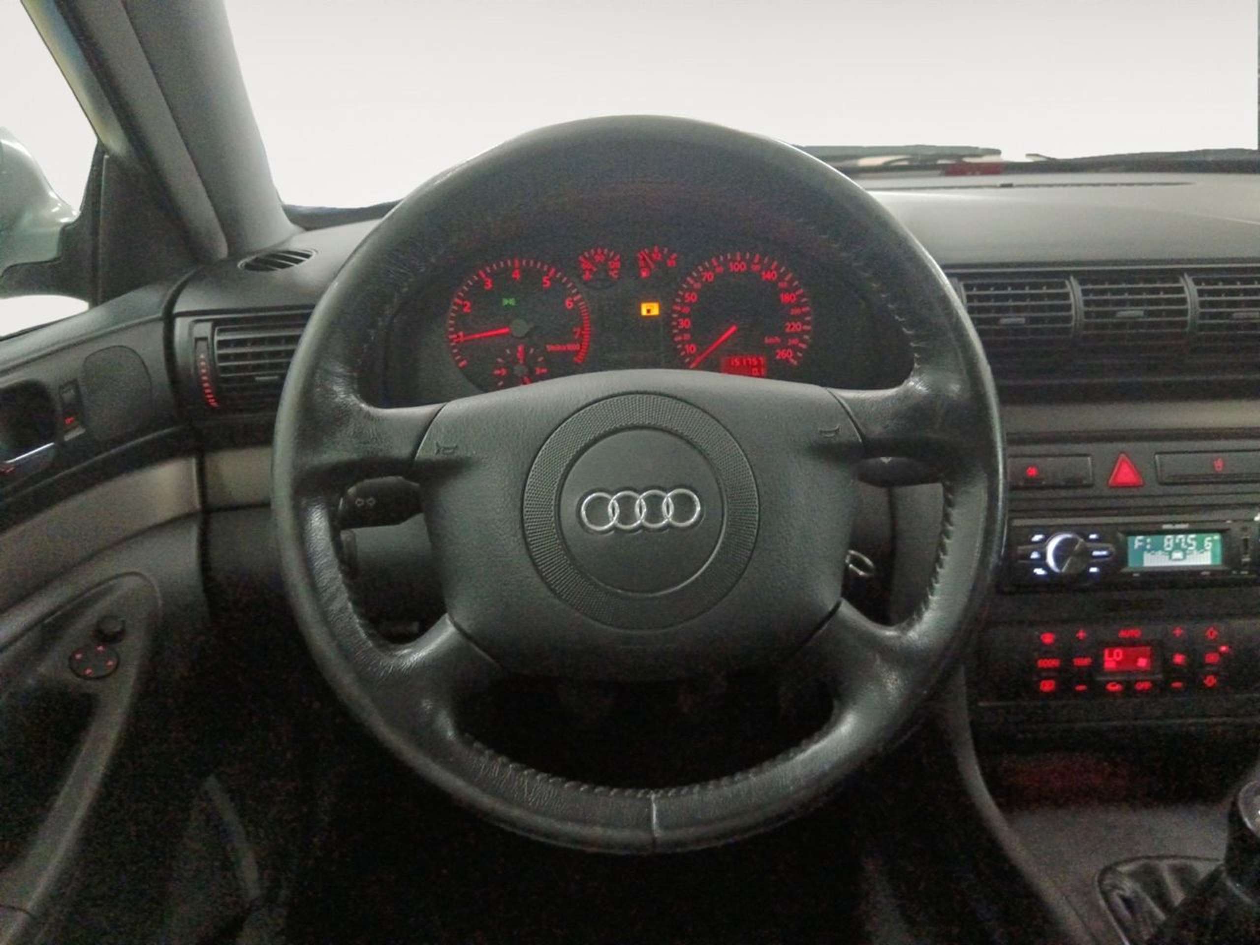 Audi - A4